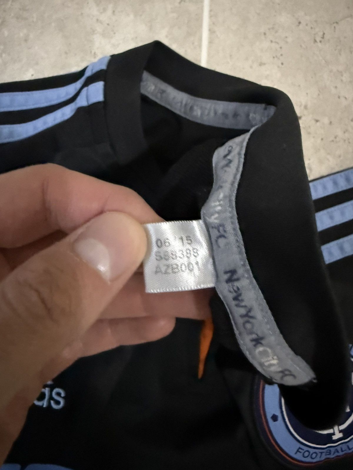 Adidas Adidas Manchester City Authentic Jersey 2015 Size US M / EU 48-50 / 2 - 4 Thumbnail