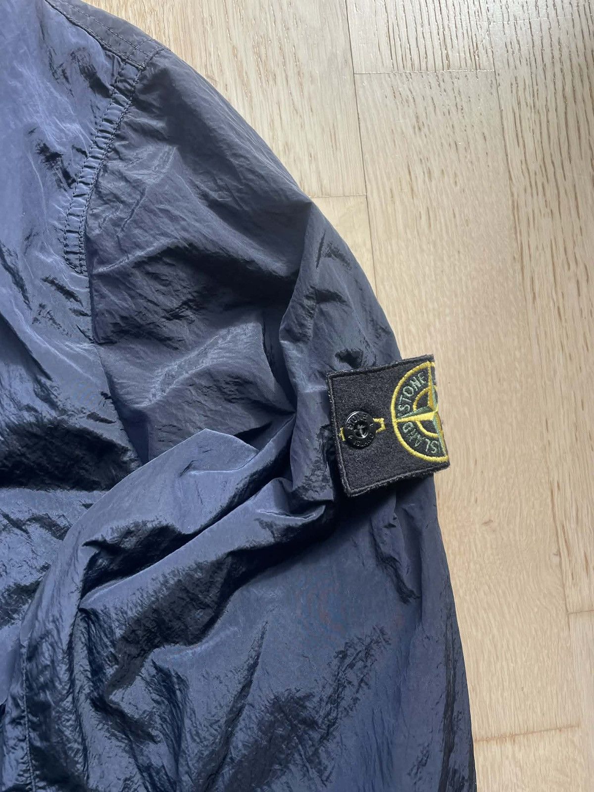 Stone Island Stone island jacket / overshirt nylon with patch LAST DROP Size US L / EU 52-54 / 3 - 3 Thumbnail