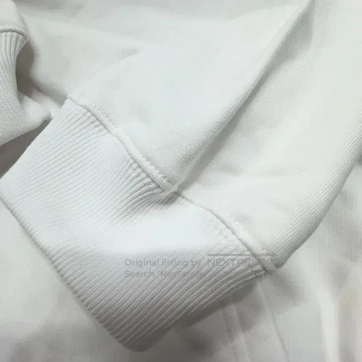 Balenciaga Balenciaga Logo Hoodie for Men in White. Size US M / EU 48-50 / 2 - 9 Thumbnail