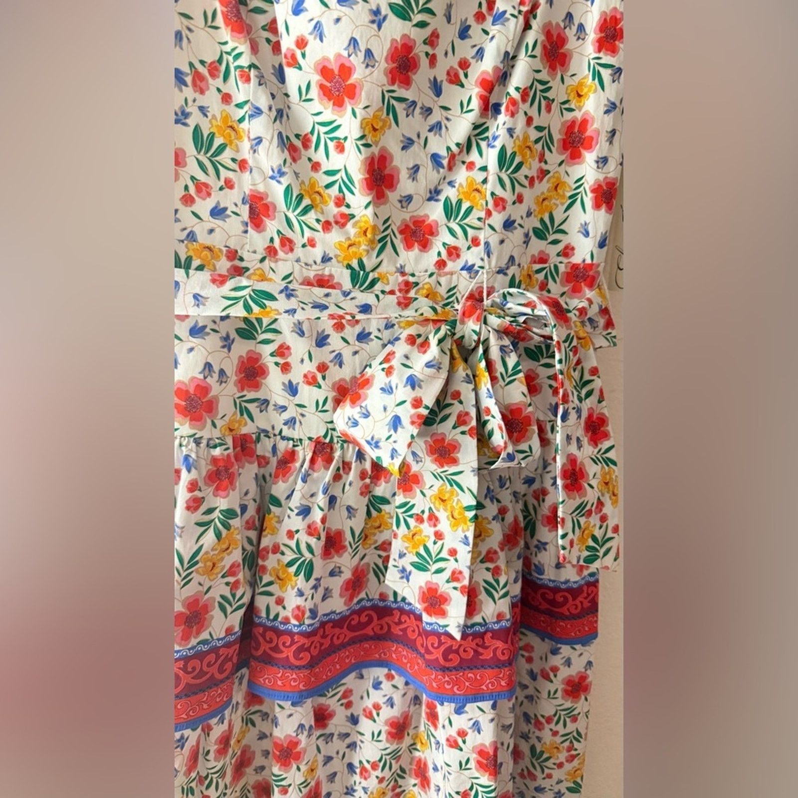 Elizabeth and James Eliza J. Floral Print Midi Dress Square Neck Sise 4 Size S / US 4 / IT 40 - 4 Thumbnail