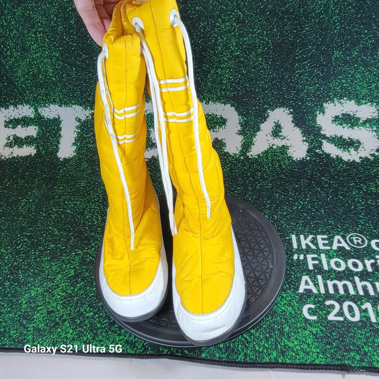 Lacoste Lacoste Snug Wm Puffer Yellow Winter Drawstring Boots Sz10 Size US 10 / IT 40 - 3 Thumbnail