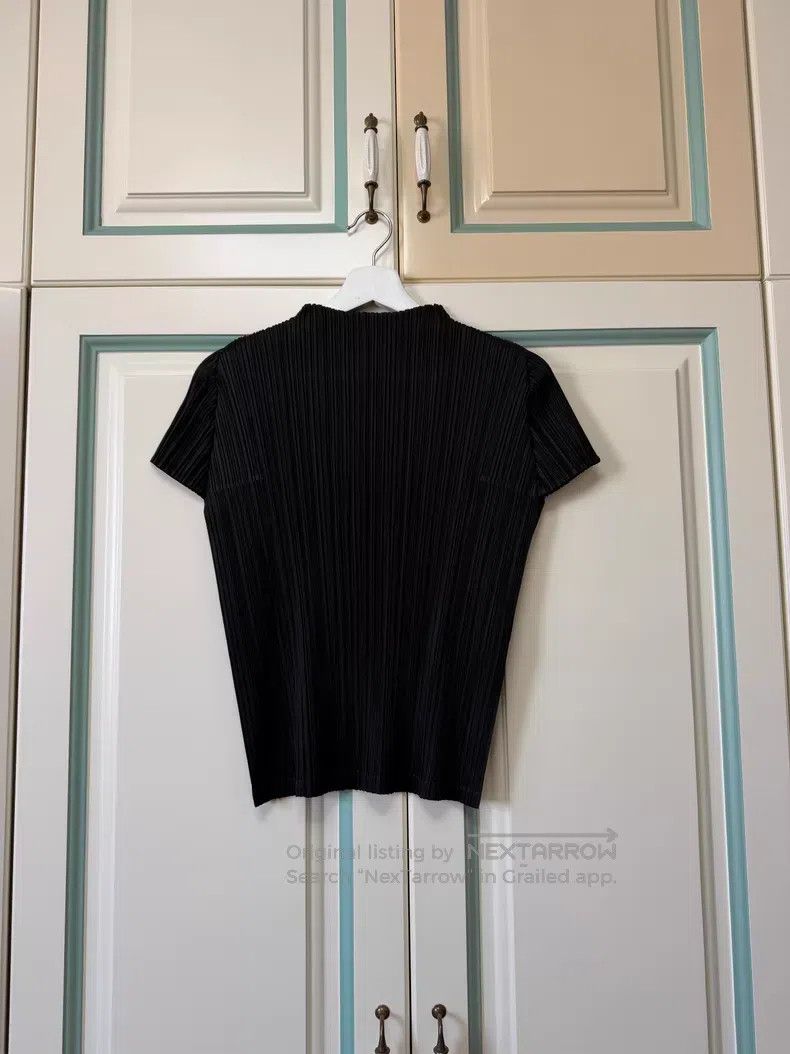 Issey Miyake Issey Miyake Half Turtleneck Short Sleeve Ruffle Black Size L / US 10 / IT 46 - 1 Thumbnail