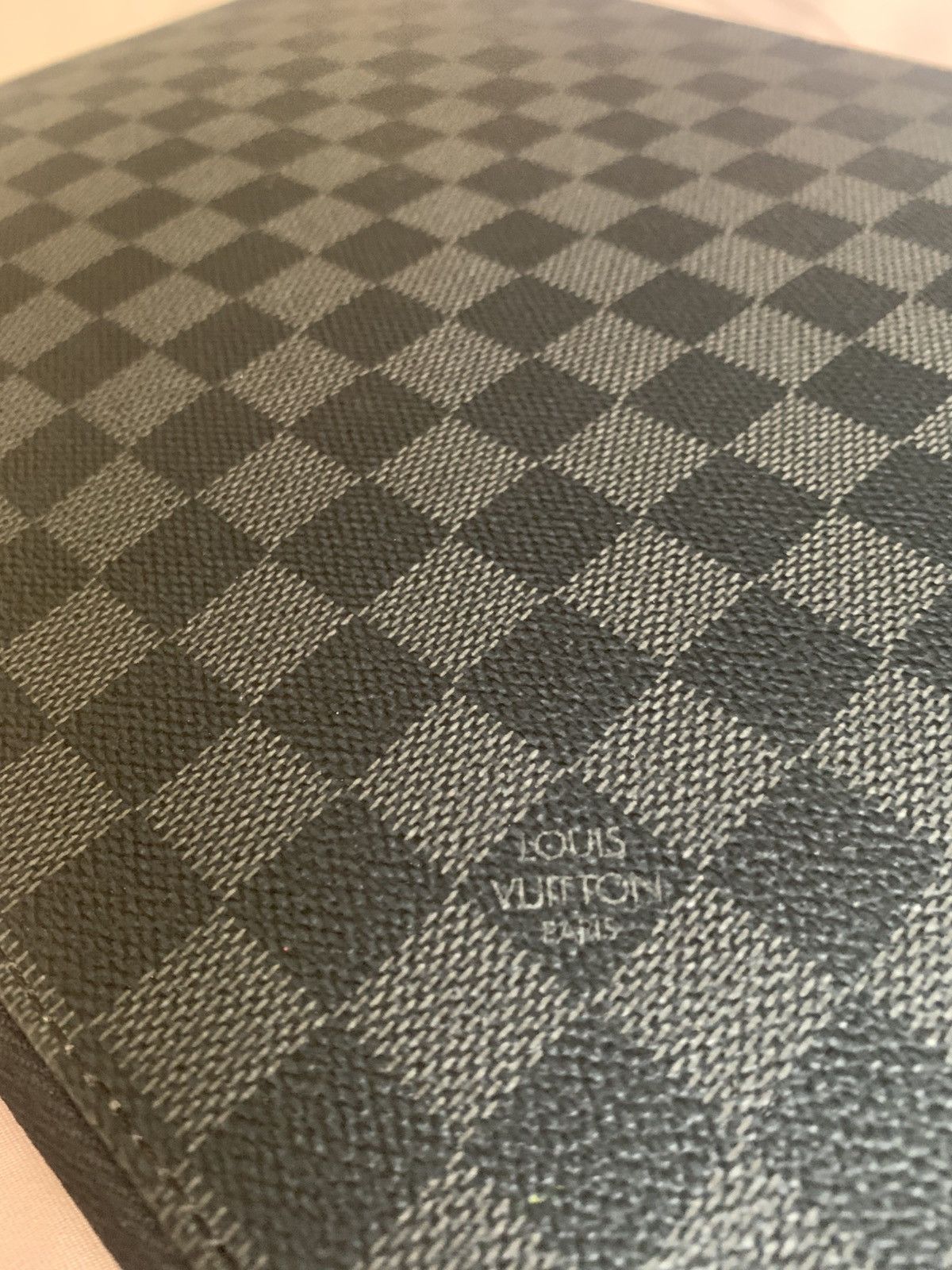 Louis Vuitton Louis vuitton damier graphite horizon laptop sleeve Size ONE SIZE - 4 Thumbnail