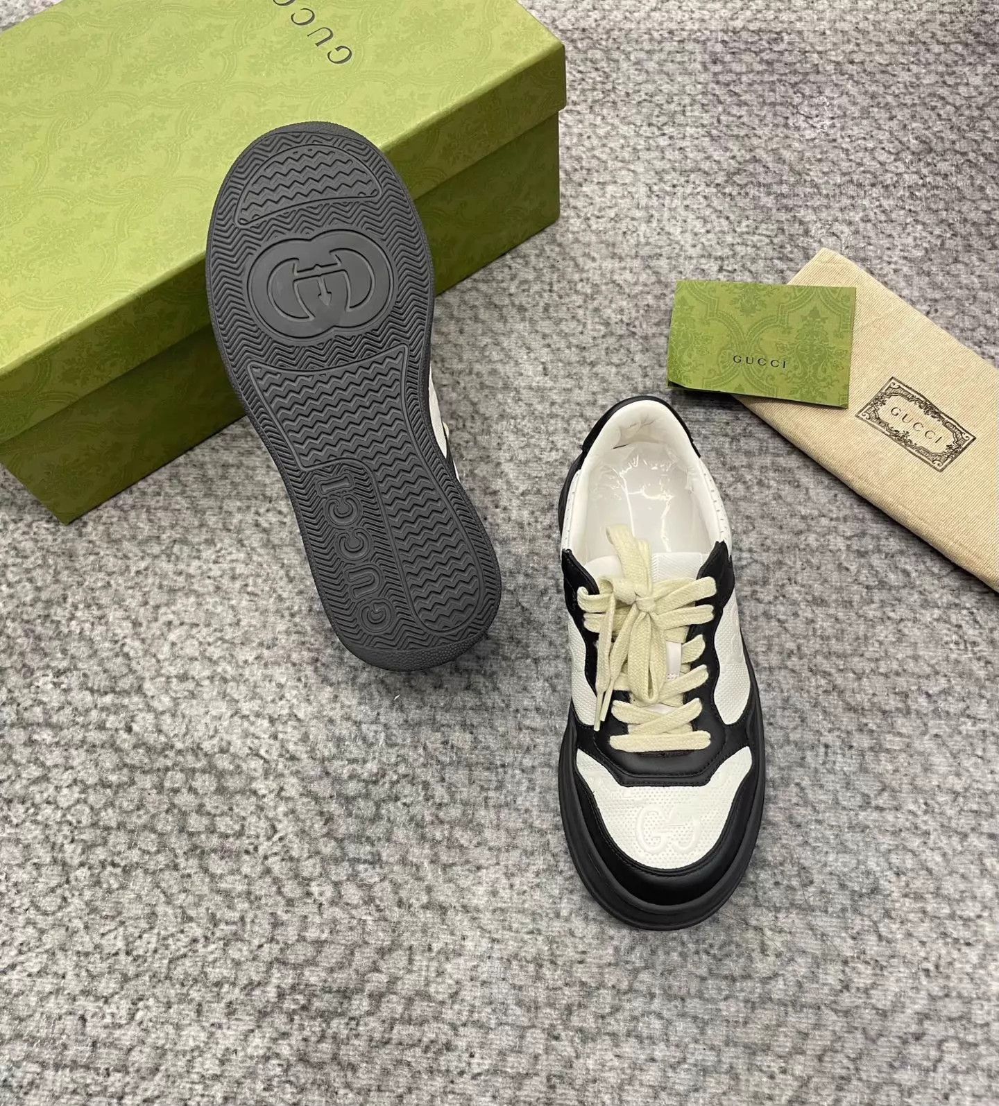 Gucci Gucci Panda Sneakers Black & White Size US 6 / IT 36 - 5 Thumbnail