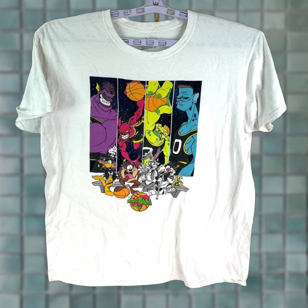 Vintage VINTAGE Space Jam Space Squad/Monster’s Looney Tunes T Shirt Adult XL White 100% Cotton Men’s Graphic Tee Space Jam 90s Basketball Mens Size US XL / EU 56 / 4 - 1 Thumbnail