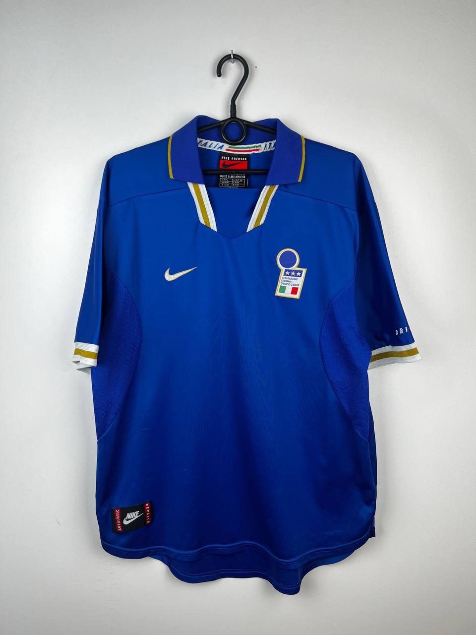 Vintage Italia Nike 1996 1997 vintage Jersey t-shirts size XL Size US XL / EU 56 / 4 - 1 Thumbnail