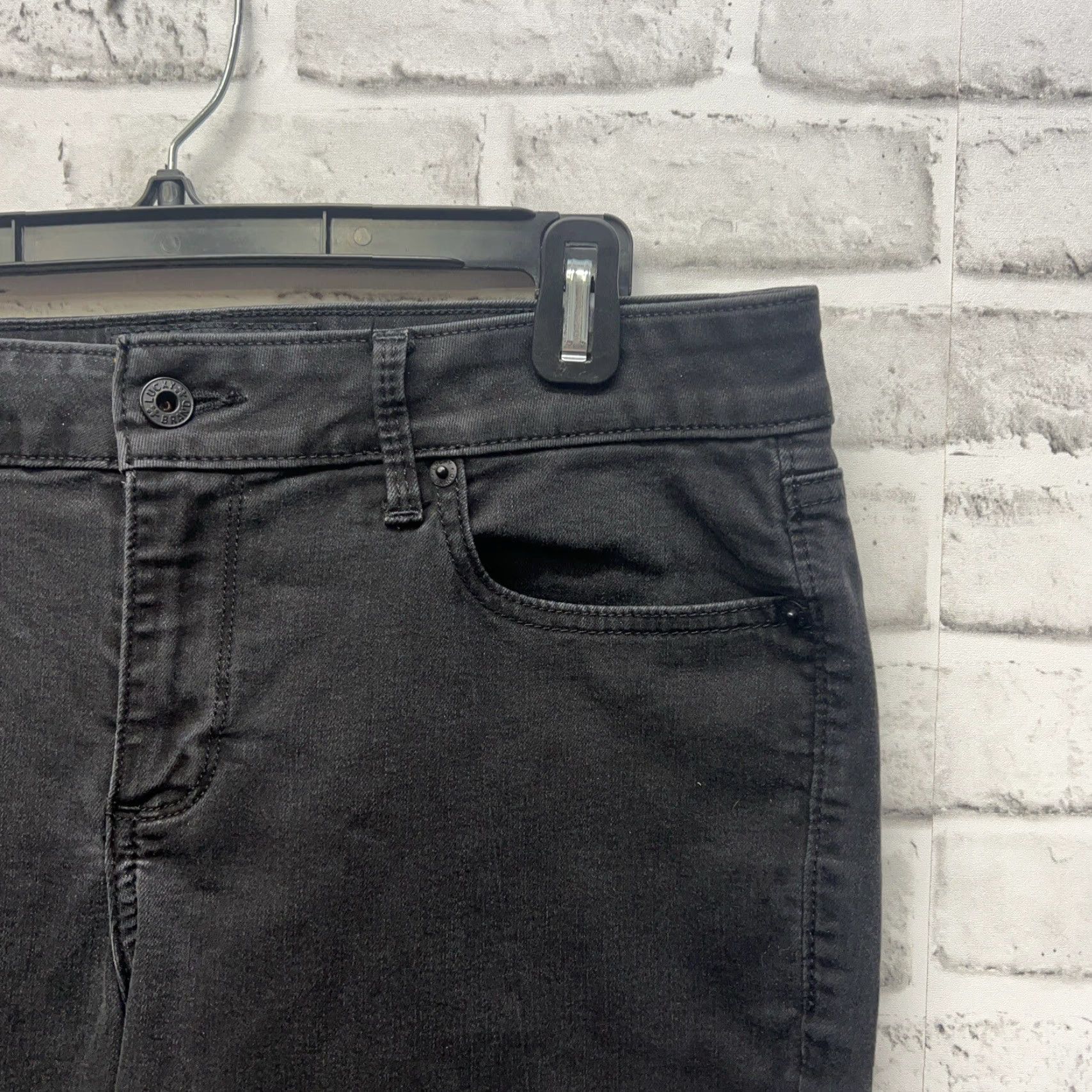 Lucky Brand VINTAGE Lucky Brand Lolita Skinny Black Jeans Women 14 Regular Size 14 Black Skinny Five-Pocket Womens Jeans Size 36" / US 14 / IT 50 - 2 Thumbnail