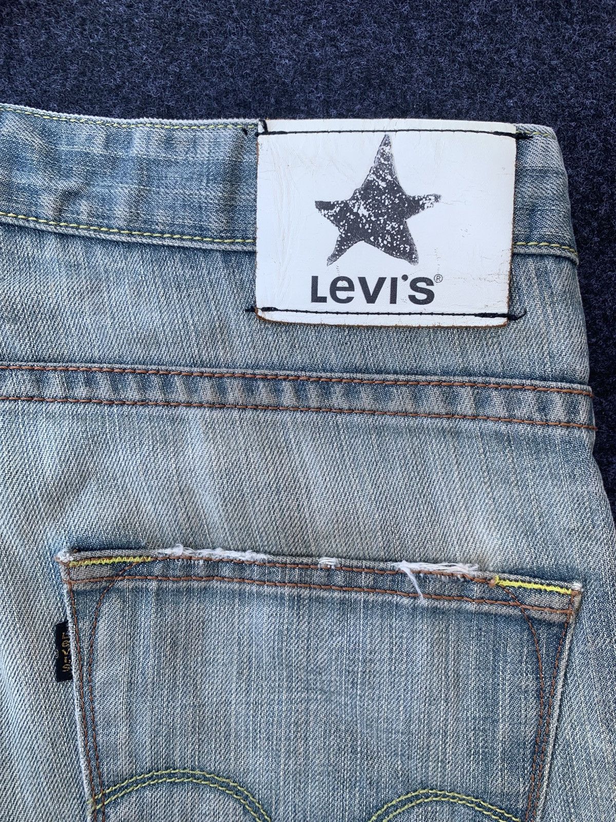 Levi's Vintage Clothing VINTAGE LEVI'S BLACK STAR RARE JEANS. Size US 32 / EU 48 - 3 Thumbnail