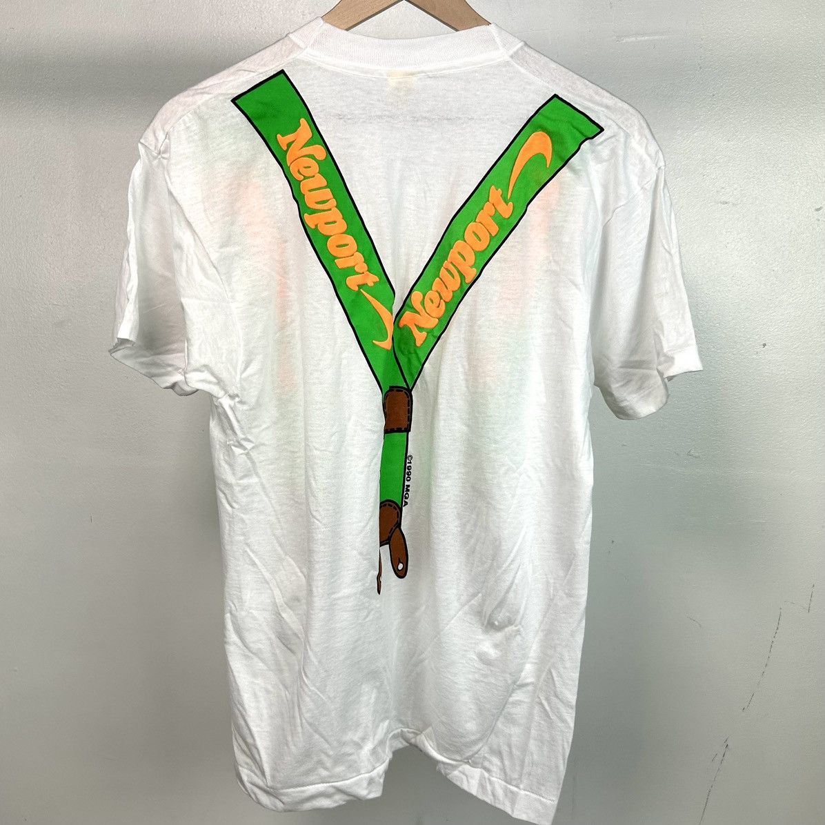 Vintage Vintage 90s Newport Cigarettes suspenders t shirt Size US M / EU 48-50 / 2 - 2 Thumbnail
