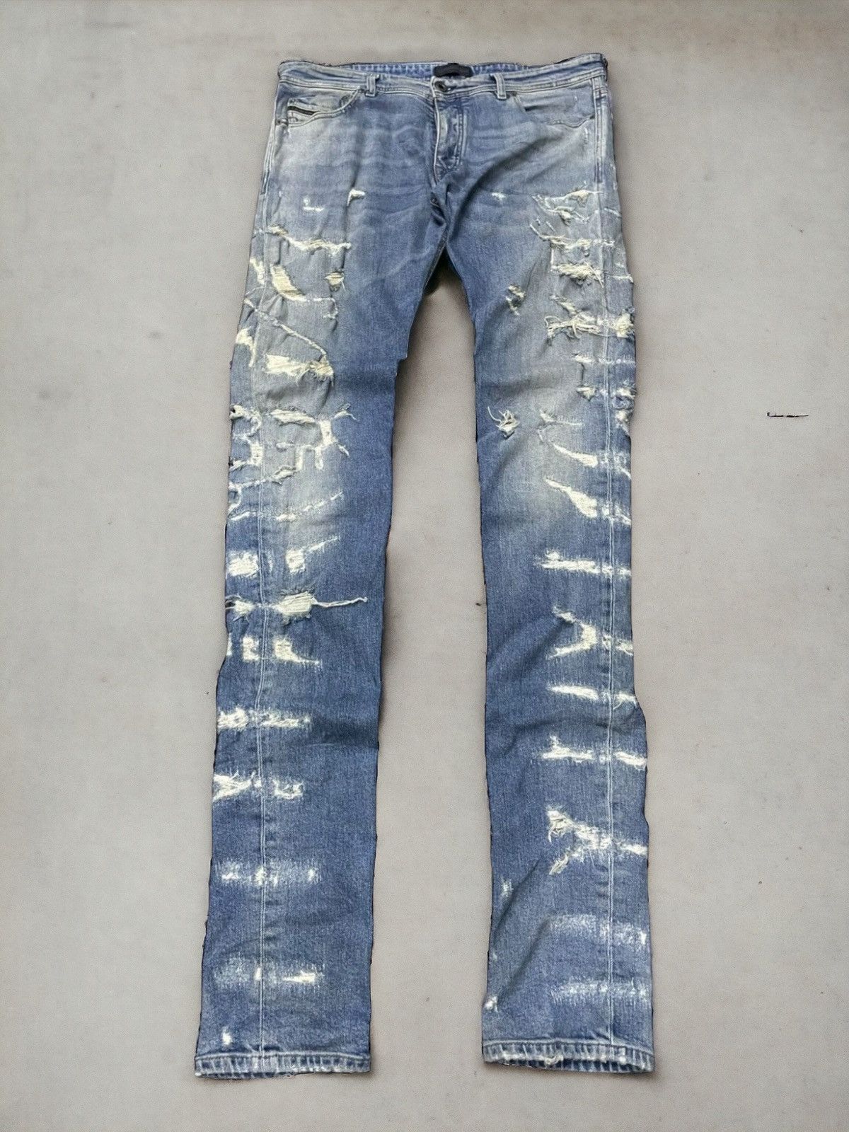 Diesel × Diesel Black Gold Diesel Black Gold Stacked Distressed Heavy Stitched Jeans Size US 34 / EU 50 - 1 Thumbnail