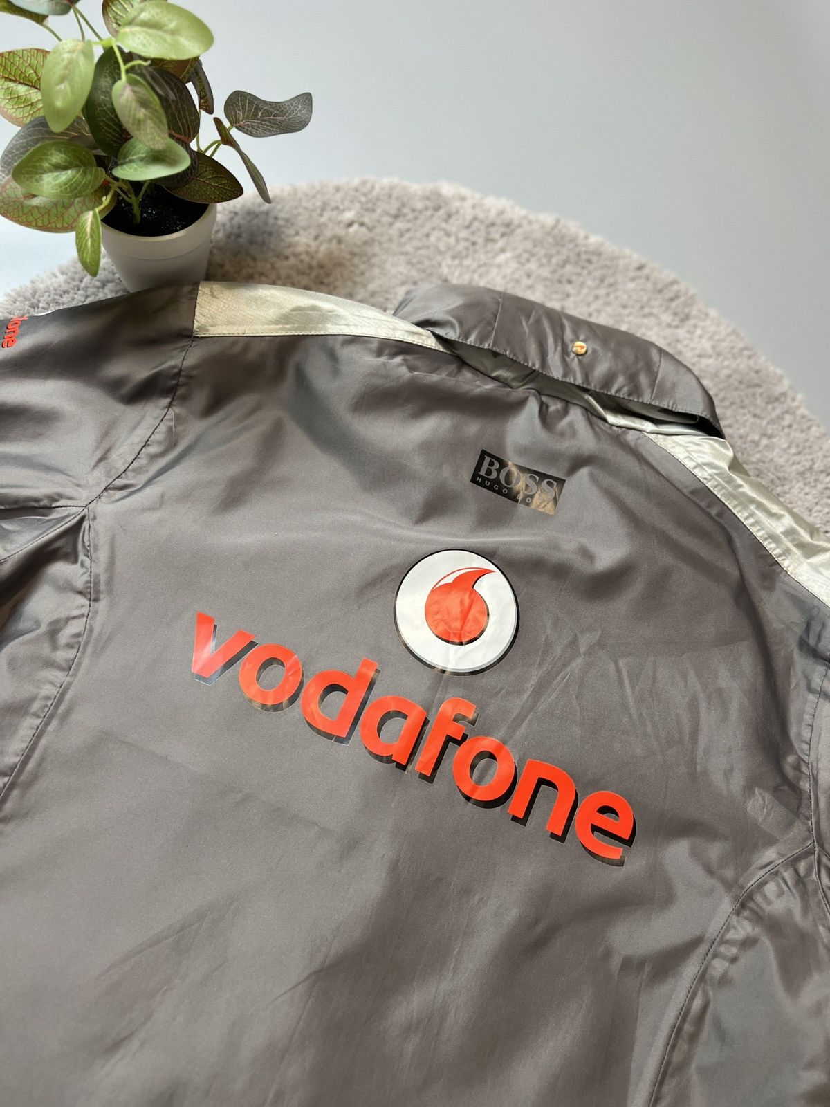Formula 1 × Mercedes-Benz × Vintage Vodafone McLaren Mercedes F1 Team Jacket Size US XL / EU 56 / 4 - 11 Thumbnail