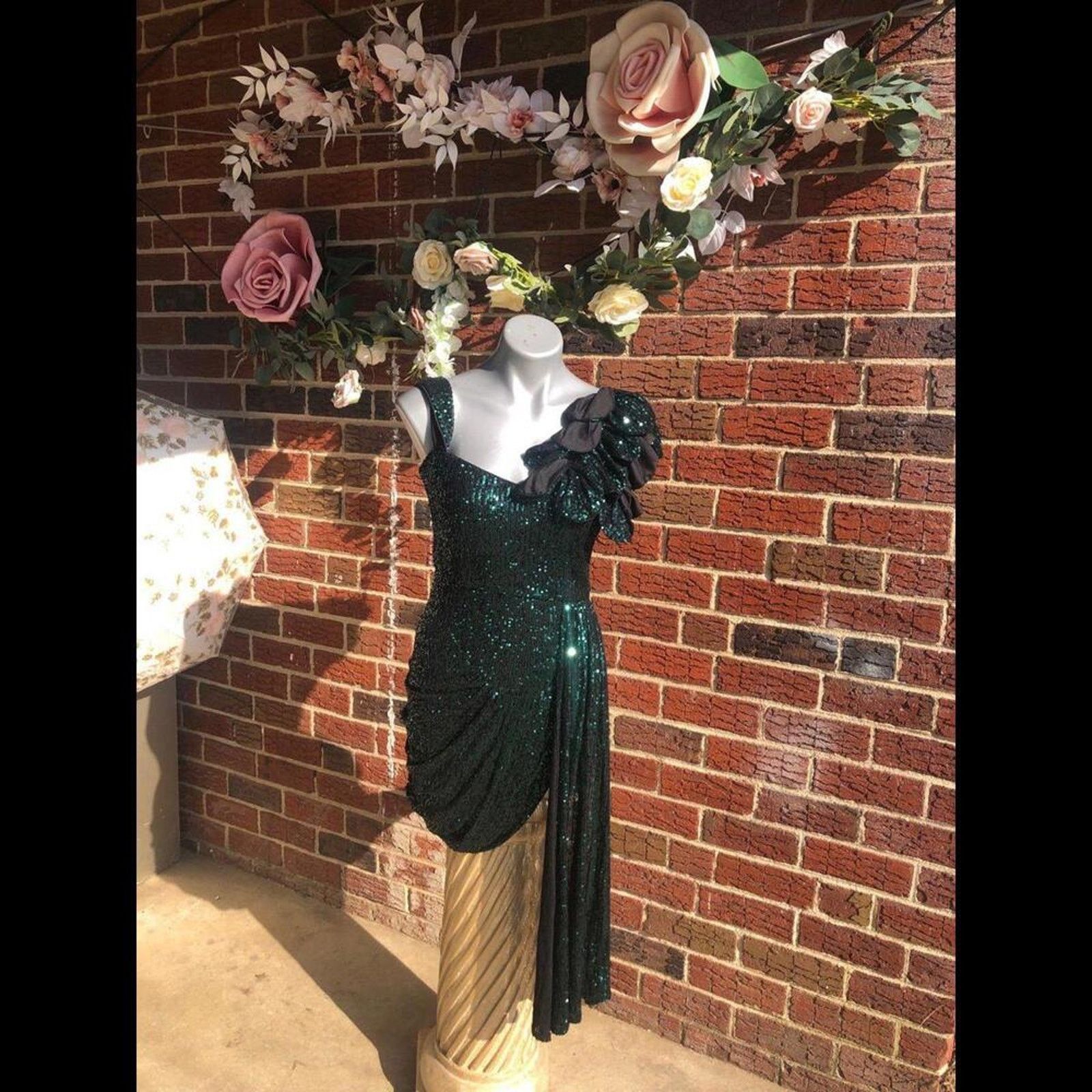 WeWoreWhat Dress gown party sequined mini 3D floral-shoulder &sash Size S / US 4 / IT 40 - 2 Thumbnail