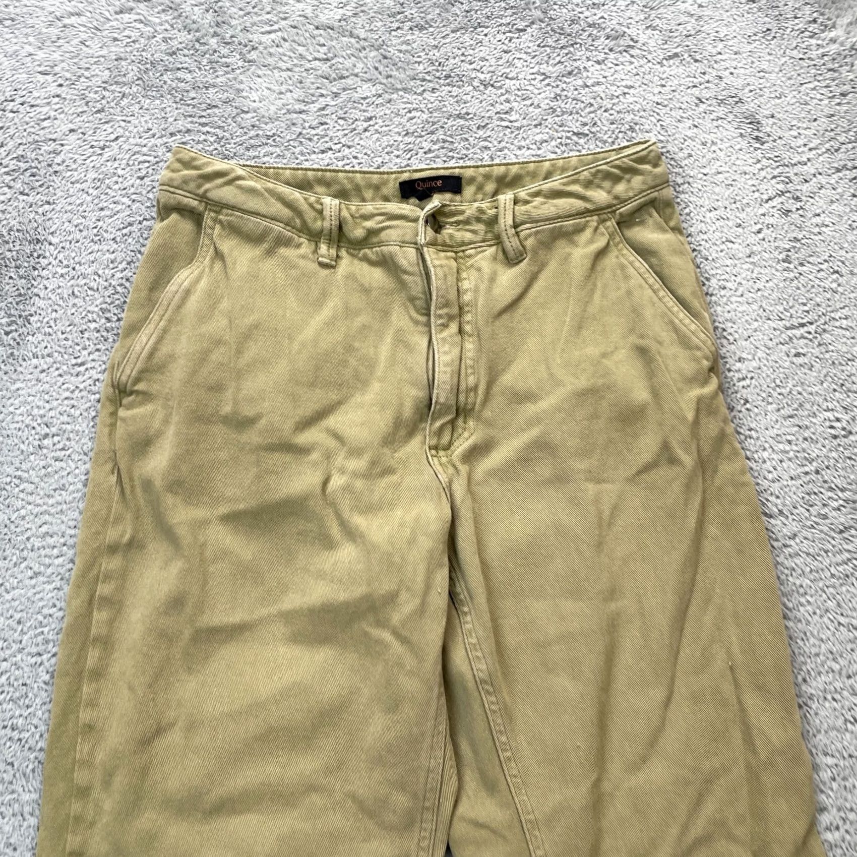 Quince It maintains the core product details: Quince Pants, Women, 6, Green, Organic, Stretch, Cotton Twill, Straight Leg, Cropped Size 28" / US 6 / IT 42 - 5 Thumbnail