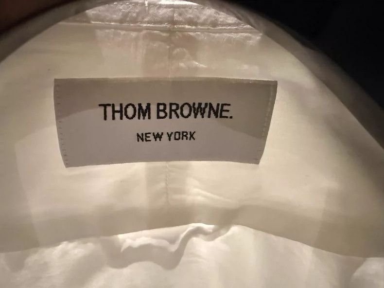 Thom Browne Thom browne Classic three-color logo shirt with door flap 2 Size US S / EU 44-46 / 1 - 4 Thumbnail