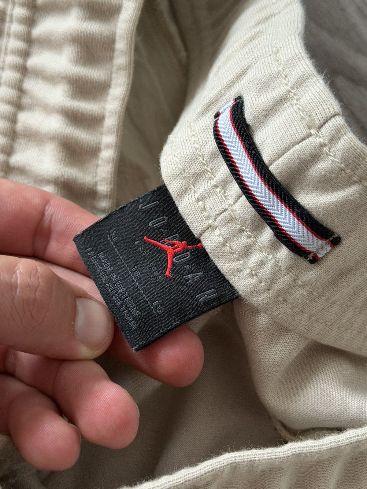 Jordan Brand Nike Air Jordan Paris Premium Embroidered Logo Mens Joggers Size US 34 / EU 50 - 18 Thumbnail