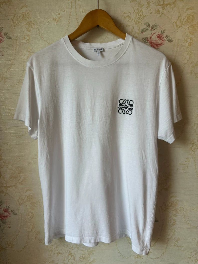 Loewe LOEWE White small logo short sleeves Size M / US 6-8 / IT 42-44 - 1 Thumbnail