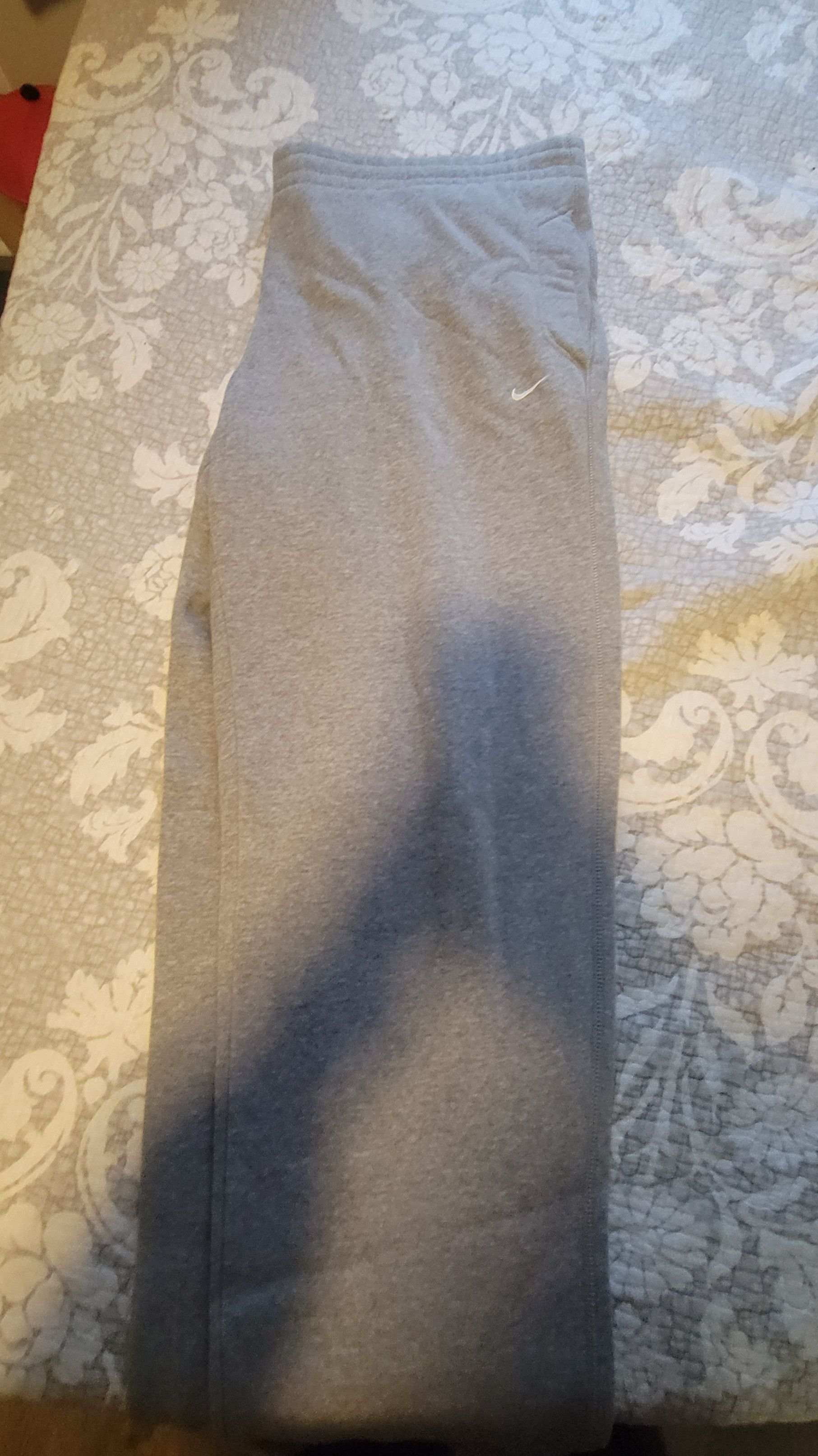 Nike Gray Nike Sweatpants Size US 38 / EU 54 - 3 Thumbnail