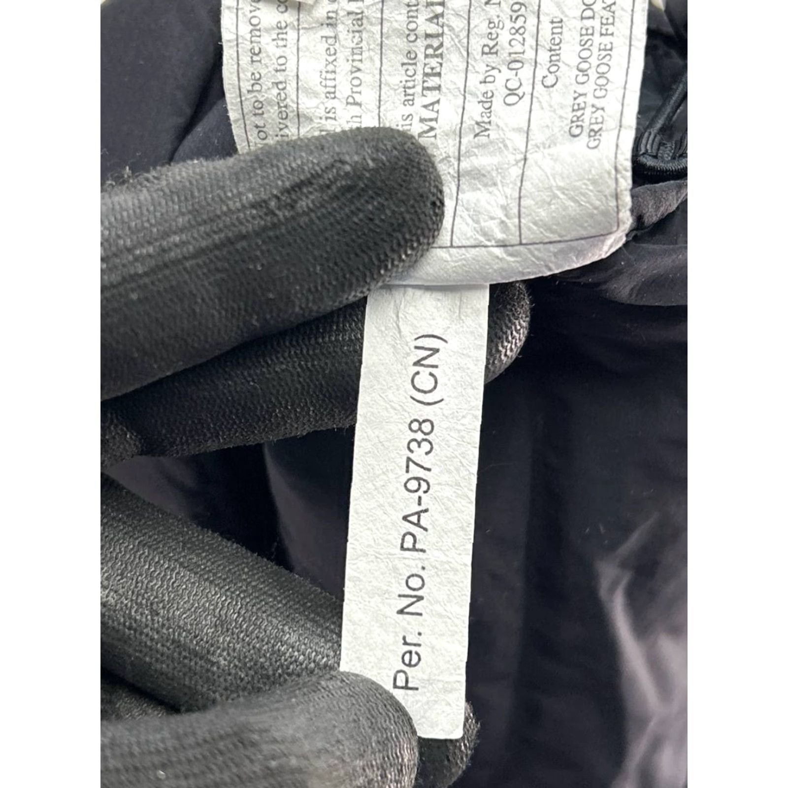 Lululemon Lululemon Down And Around Sweatshirt Womens 4 Black Insulated Pullover Crew Neck Long Sleeve Activewear Gym & Training Updated Size S / US 4 / IT 40 - 6 Thumbnail
