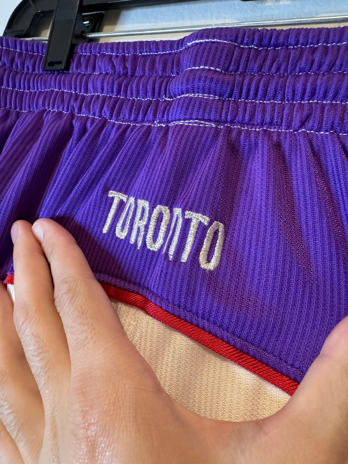 Nike Toronto Raptors Nike Shorts NBA Vince Carter Men 36 Size US 36 / EU 52 - 5 Thumbnail