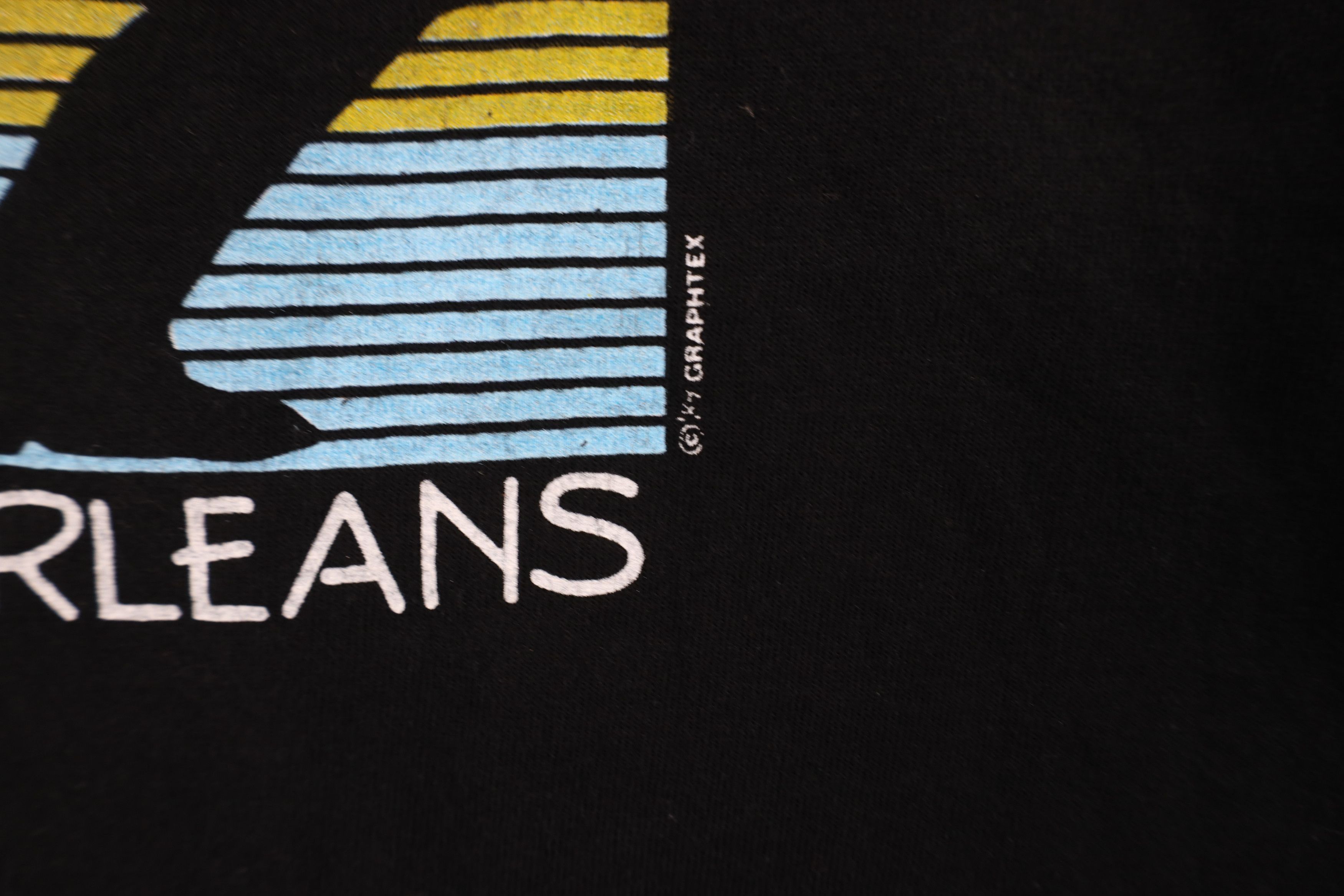 Vintage Vintage 90s Streetwear French Quarter Jazz T-Shirt USA Size US L / EU 52-54 / 3 - 6 Thumbnail