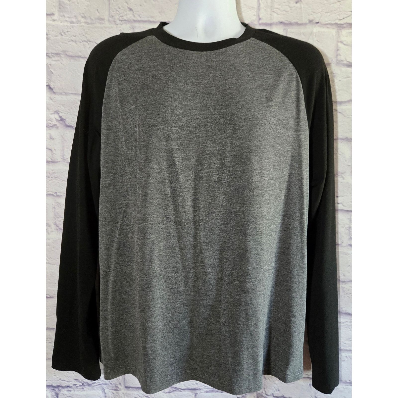 Shein Shein Black Charcoal T Shirt Large NWOTS Size US L / EU 52-54 / 3 - 1 Thumbnail