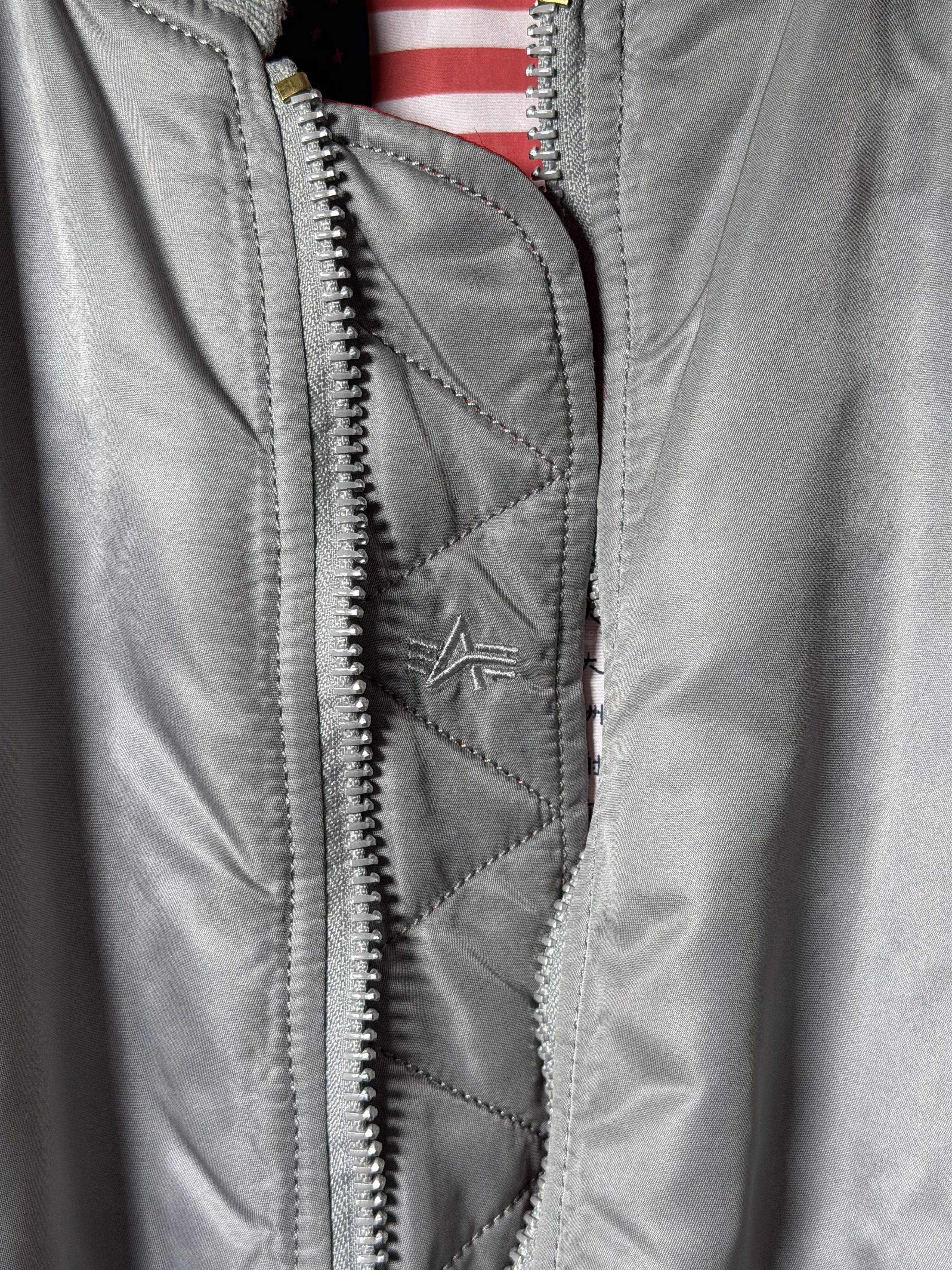 Alpha Industries Alpha Industries Reversible Flight Jacket in Vintage Gray Size US M / EU 48-50 / 2 - 5 Thumbnail