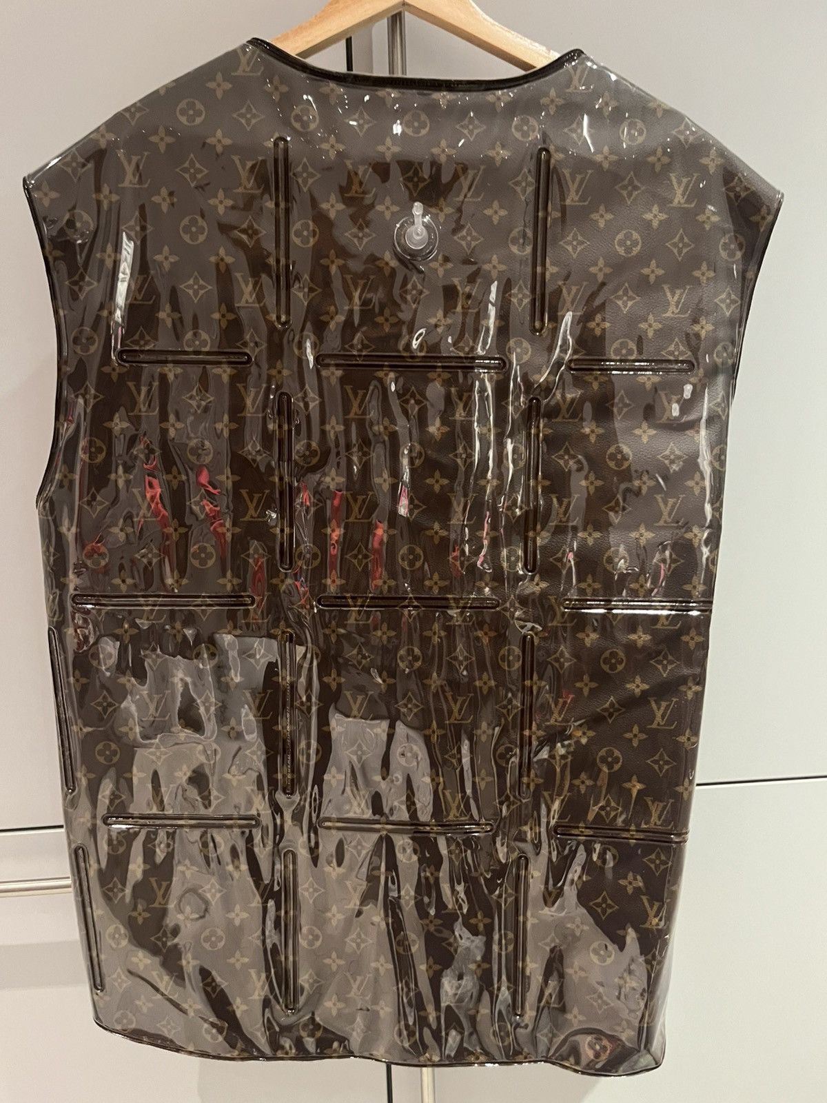 Louis Vuitton Louis Vuitton Monogram Inflatable Vest Size US L / EU 52-54 / 3 - 3 Thumbnail
