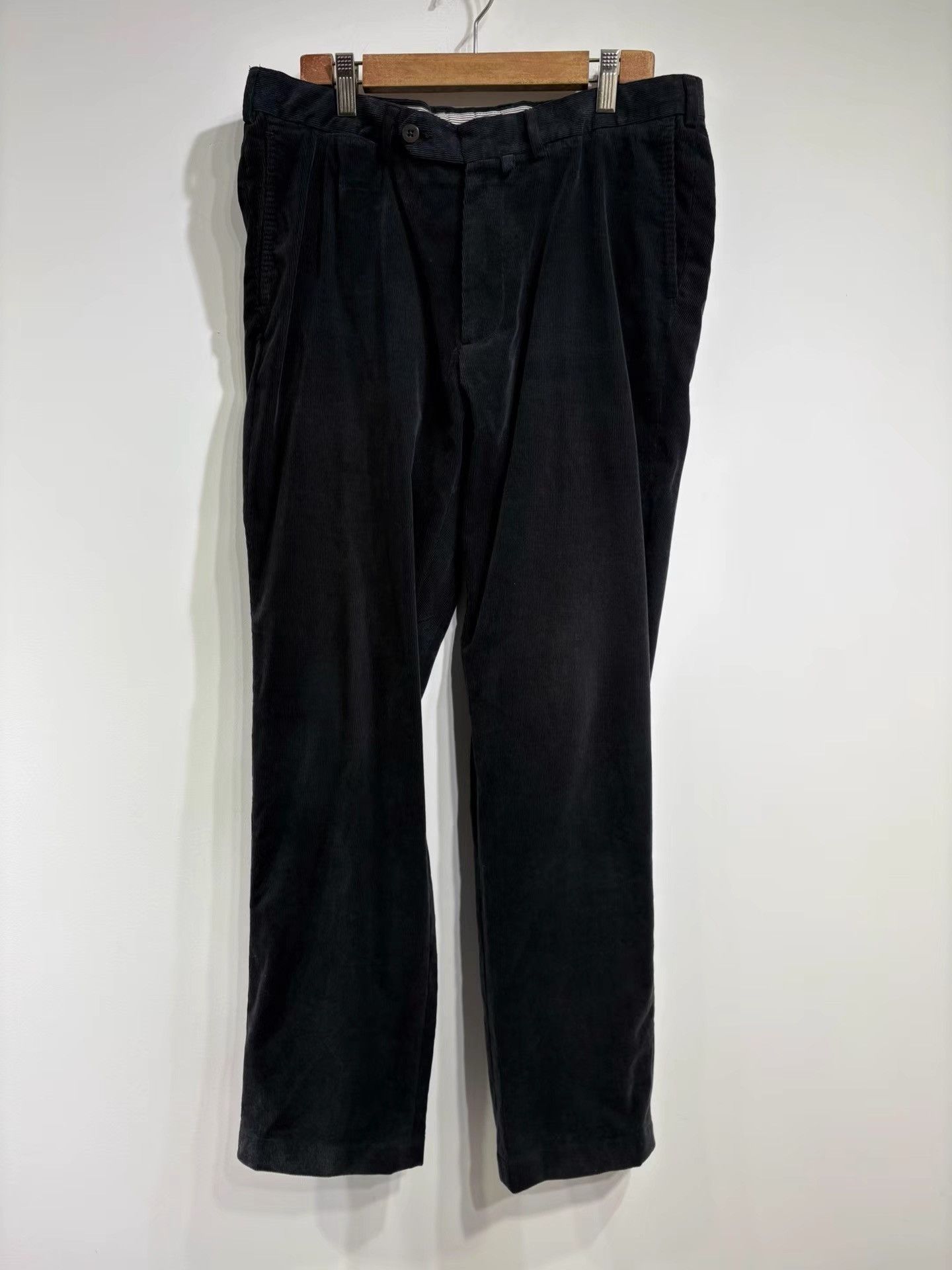 Ermenegildo Zegna Ermenegildo Zegna Black Corduroy Casual Pants K29 Size US 33 - 1 Thumbnail