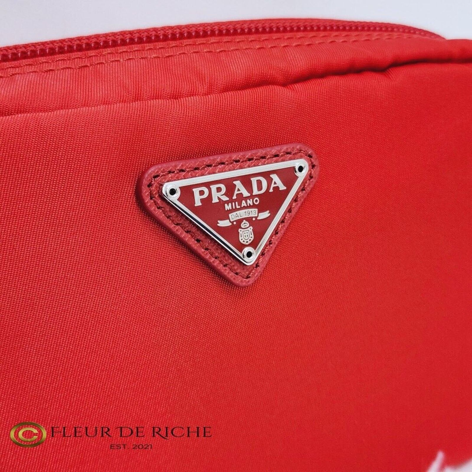 Prada Prada Necessaire Nylon Vela Tessuto Cosmetic Pouch Red Size ONE SIZE - 3 Thumbnail