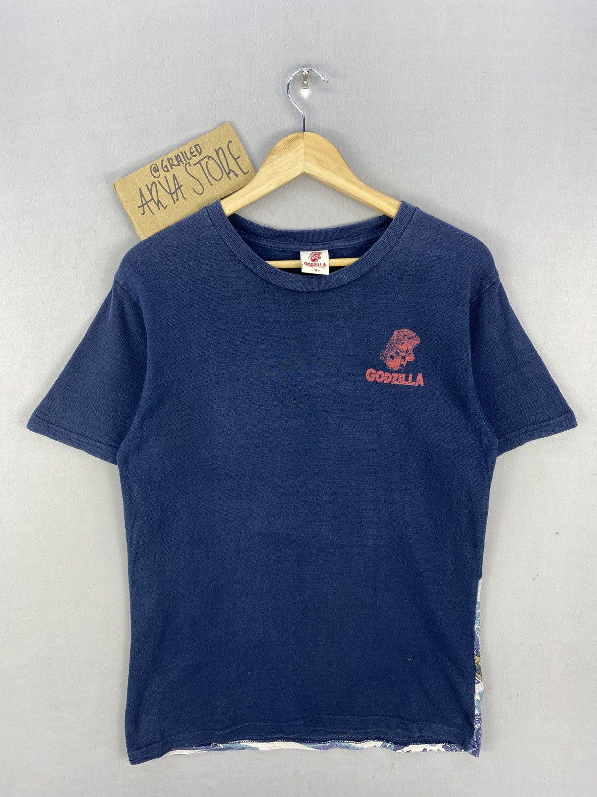Japanese Brand Godzilla Loopwheel Backhit Graphic T-Shirt Size US S / EU 44-46 / 1 - 2 Thumbnail