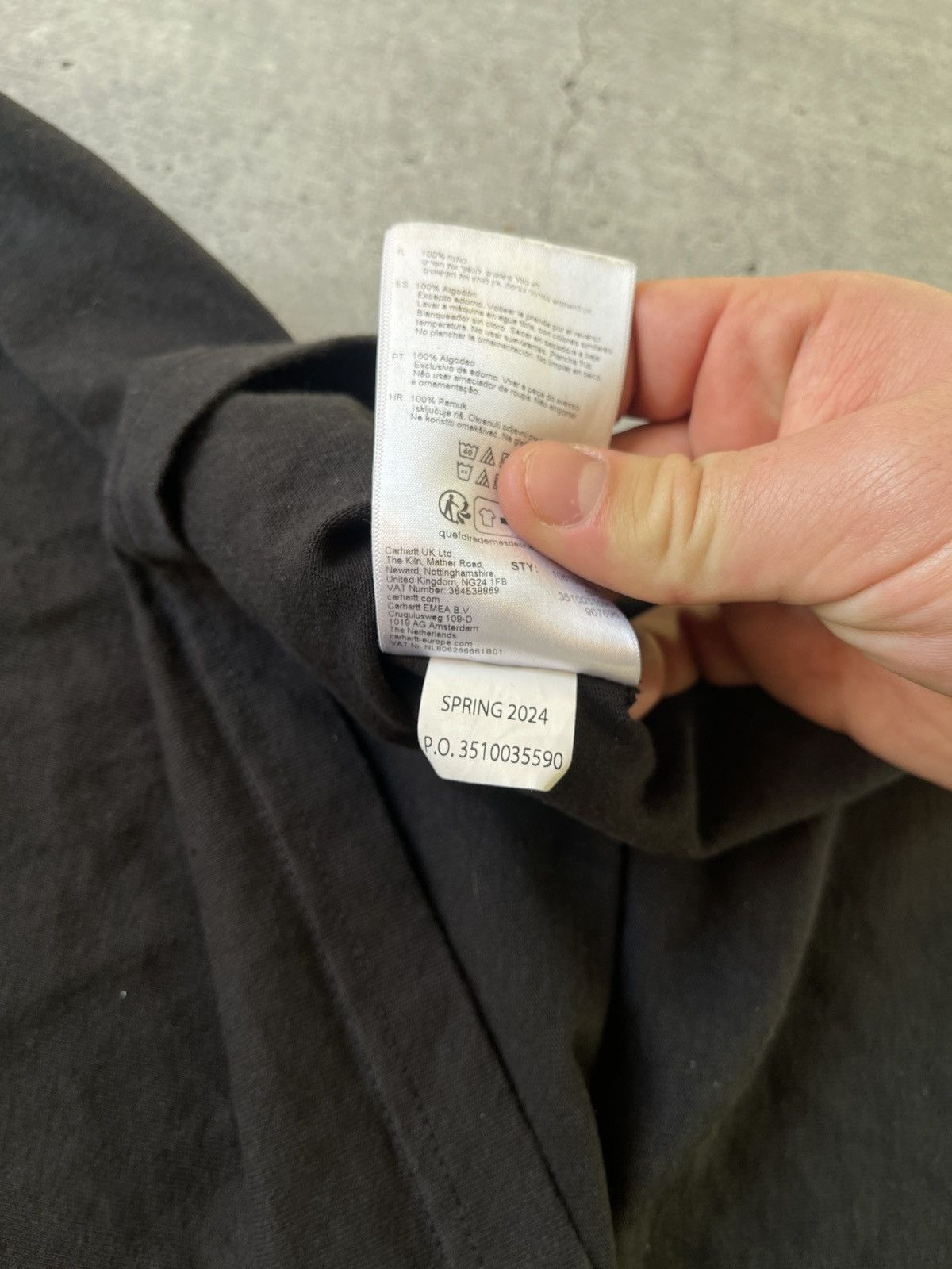 Carhartt × Vintage VTG Destroyed Carhartt T-Shirt in Black Size US XL / EU 56 / 4 - 7 Thumbnail