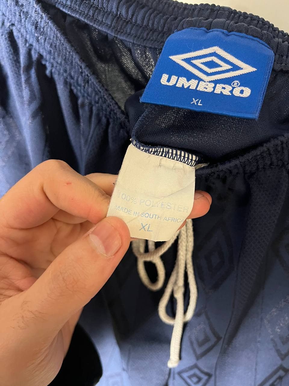 Umbro VINTAGE UMBRO ENGLAND RETRO SOCCER SHORTS MANCHESTER Y2K 90s Size US XL / EU 56 / 4 - 5 Thumbnail