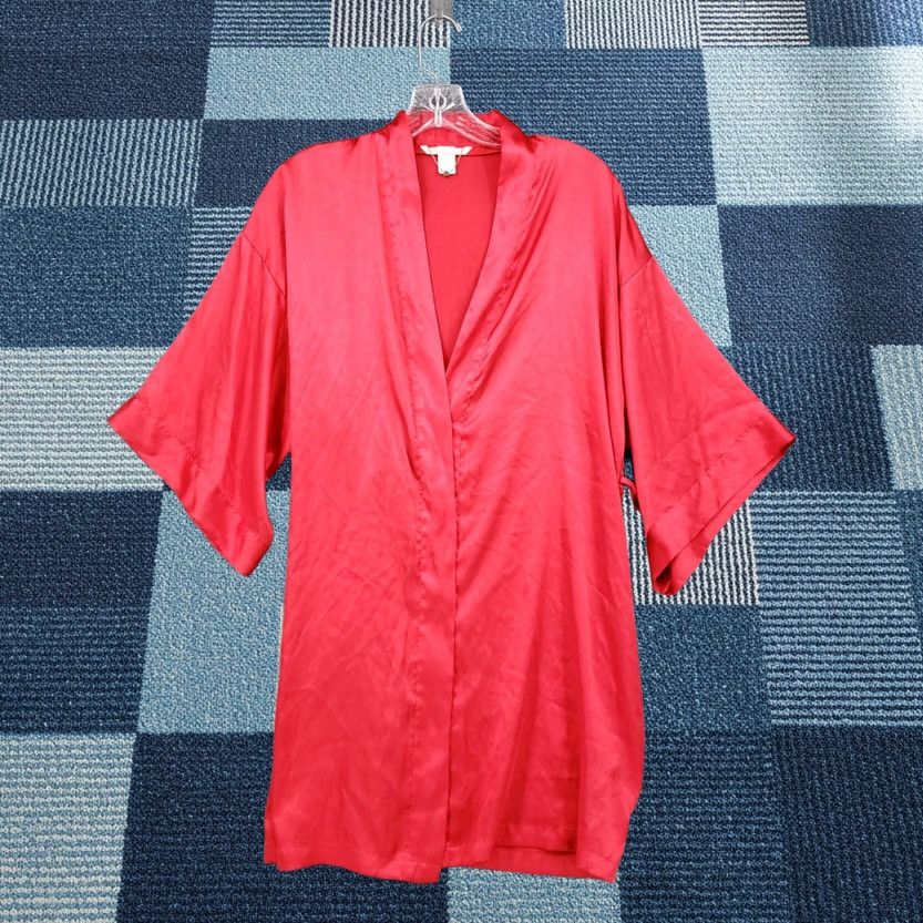 Victoria's Secret Victoria's Secret Robe Kimono Womens S Red Satin 3/4 Sleeve Tie Lingerie 90s Theme Vintage not Vintage Size ONE SIZE - 1 Thumbnail