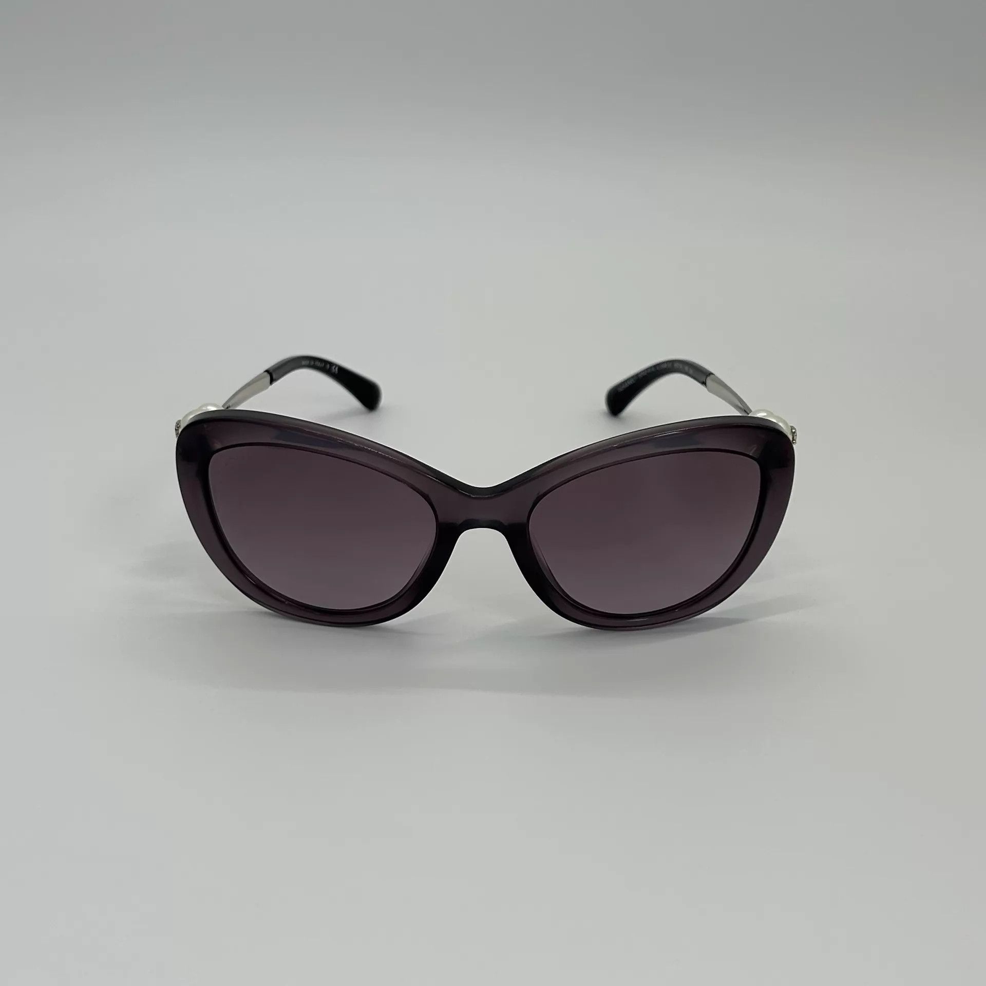 Chanel CHANEL Pearl Sunglasses - Perfect Condition, Case Size ONE SIZE - 2 Thumbnail