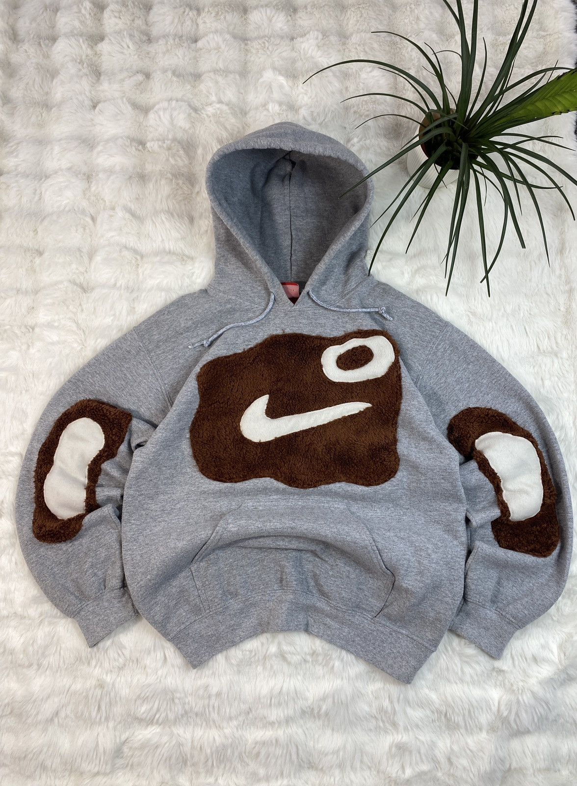 STUSSY ステューシー Vintage Skull Bones HOODIE Stüssy - Skull and Bones Pigment Dyed Hoodie | HBX