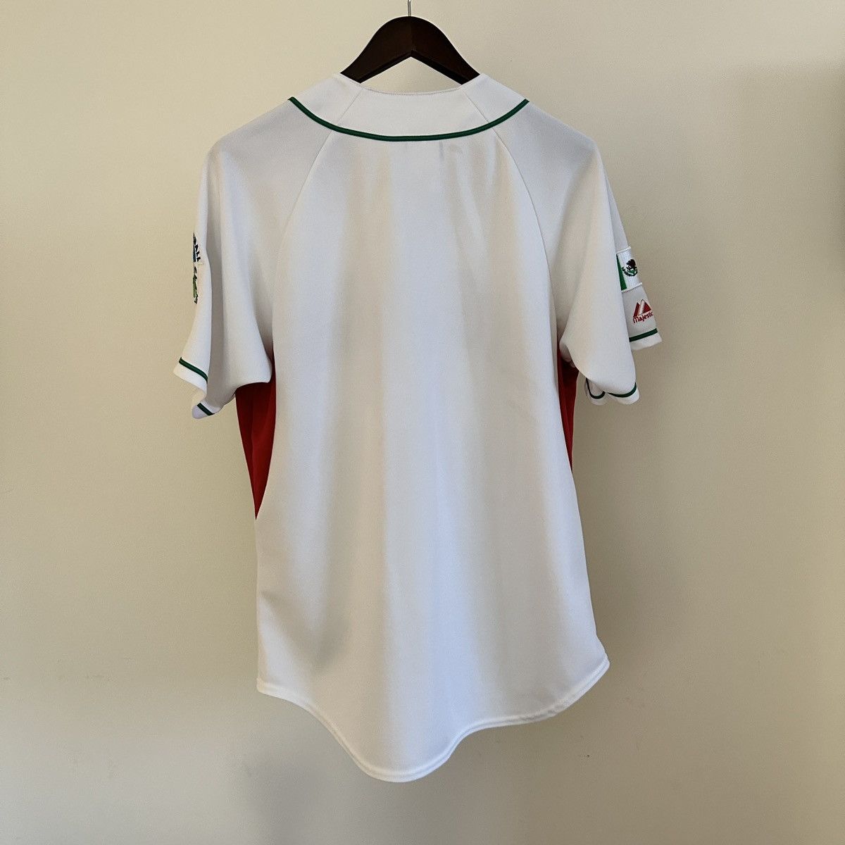 MLB × Vintage 2009 World Baseball Classic Mexico Jersey Size M Majestic Size US M / EU 48-50 / 2 - 4 Thumbnail