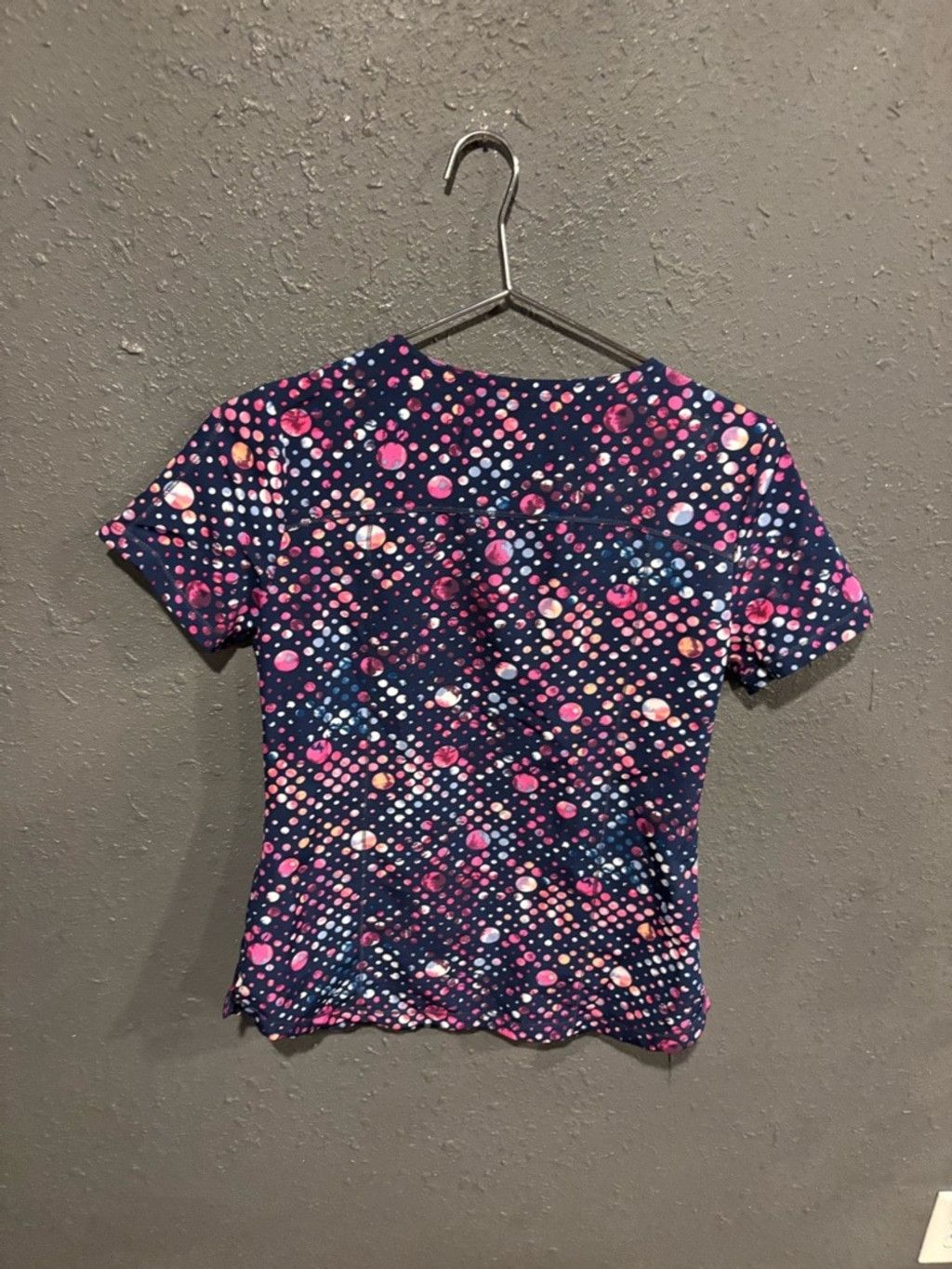 Dickies Dickies Navy Scrub Top with Pink Dot Pattern Size XS / US 0-2 / IT 36-38 - 4 Thumbnail