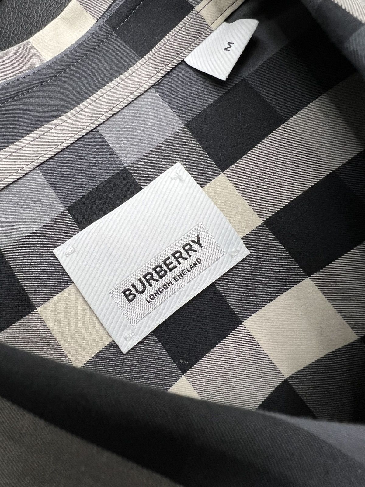 Burberry Burberry Grey Checked Shirt Size Medium Size US M / EU 48-50 / 2 - 3 Thumbnail
