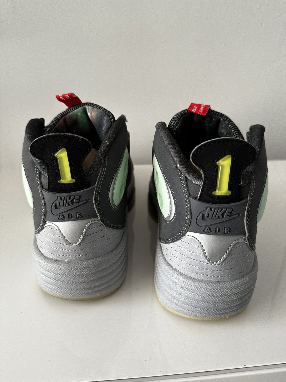 Nike Nike Flight One NRG 2011 Size US 10 / EU 43 - 3 Thumbnail