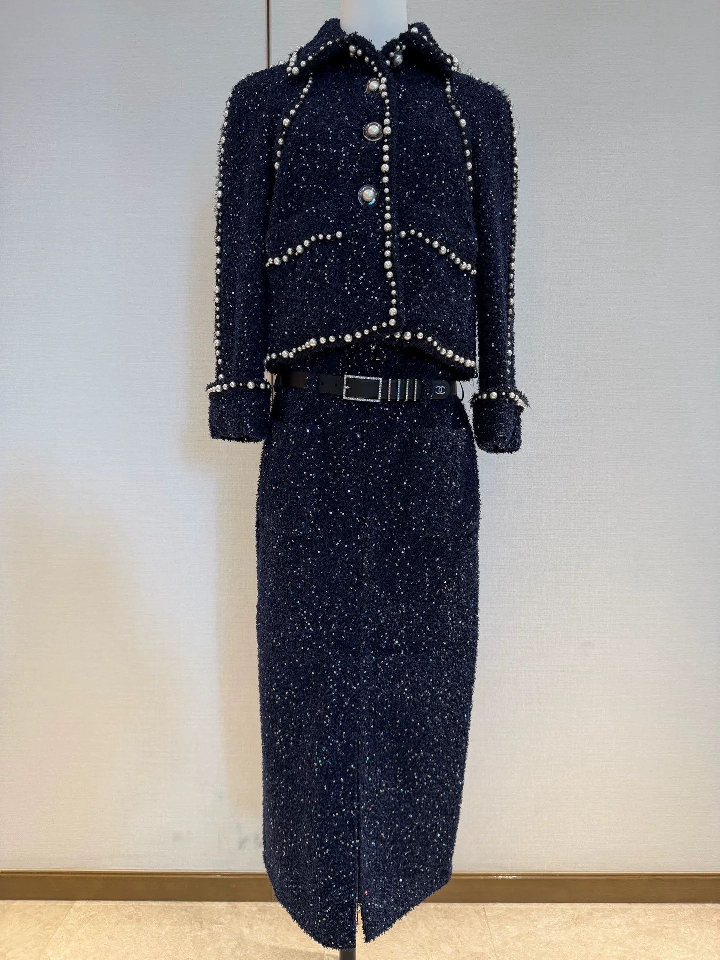 Chanel Chanel Blue Sequin Skirt with Belt Size 26" / US 2 / IT 38 - 1 Thumbnail