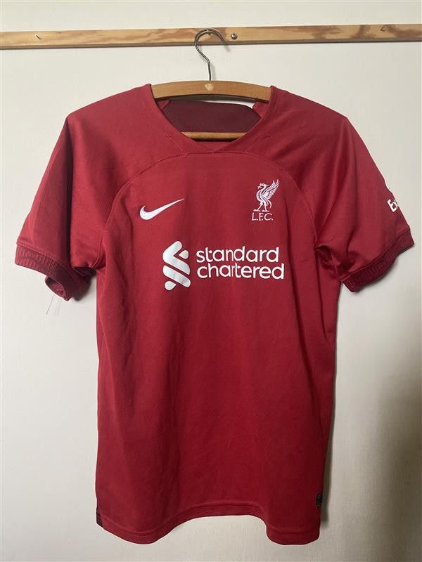 Nike LIVERPOOL F.C. 2022 - 2023 - Nike - kids' no. 8 SEAN Size US XXS / EU 40 - 2 Thumbnail