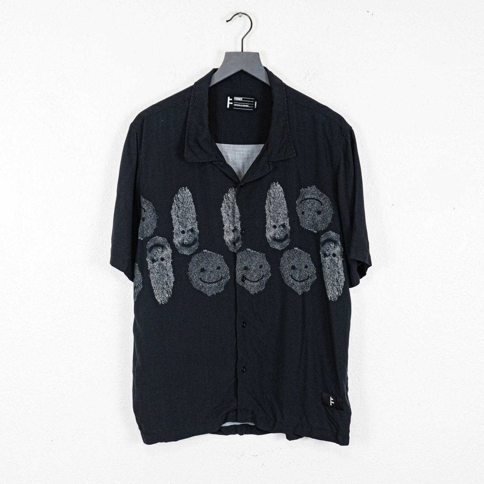 Other FORMER Merchandise Menace SS Shirt camp Collar in Black sz L Size US L / EU 52-54 / 3 - 1 Thumbnail