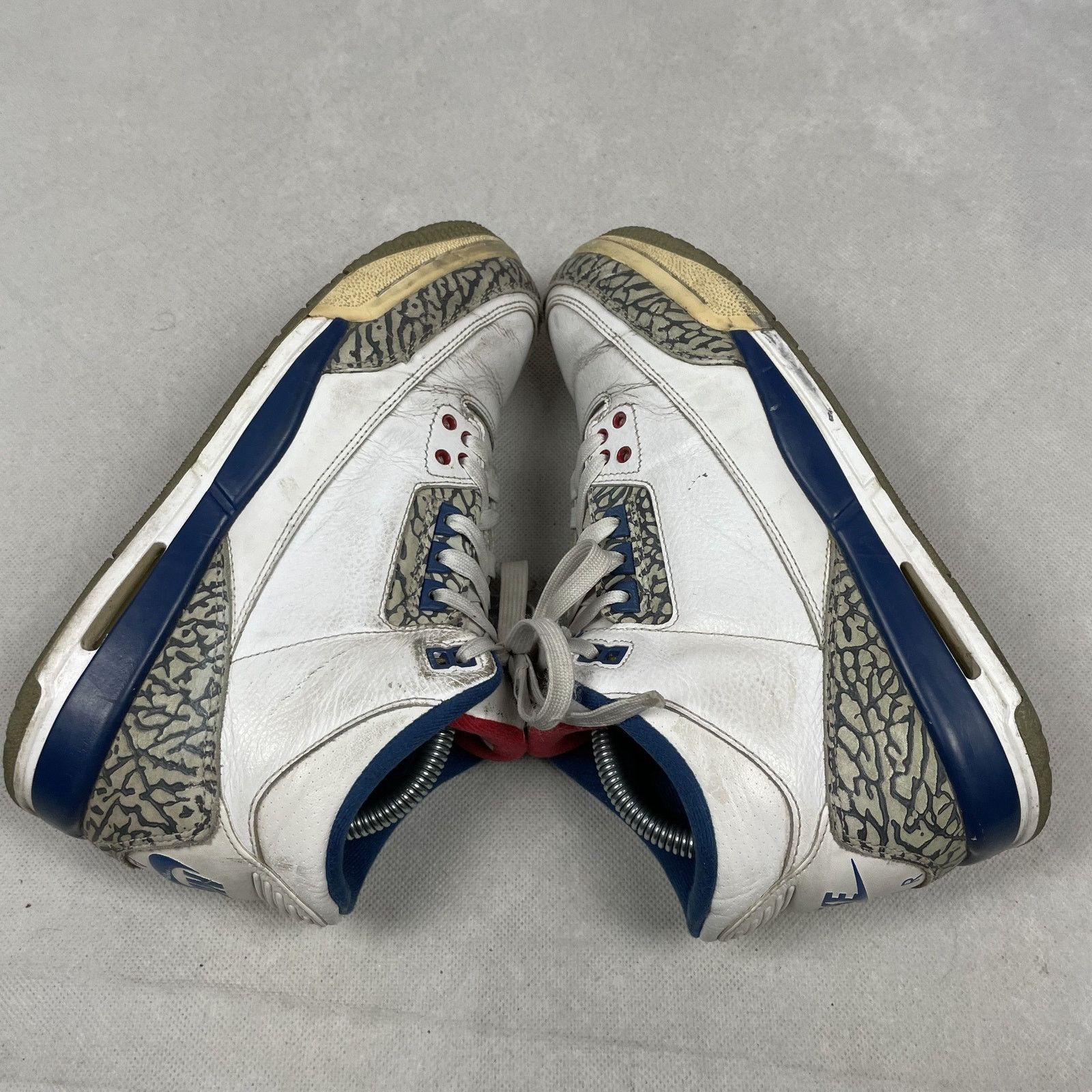 Jordan Brand Nike Air Jordan 3 Retro OG BG 854261-106 White Sneakers 7Y Size US 7 / EU 40 - 4 Thumbnail