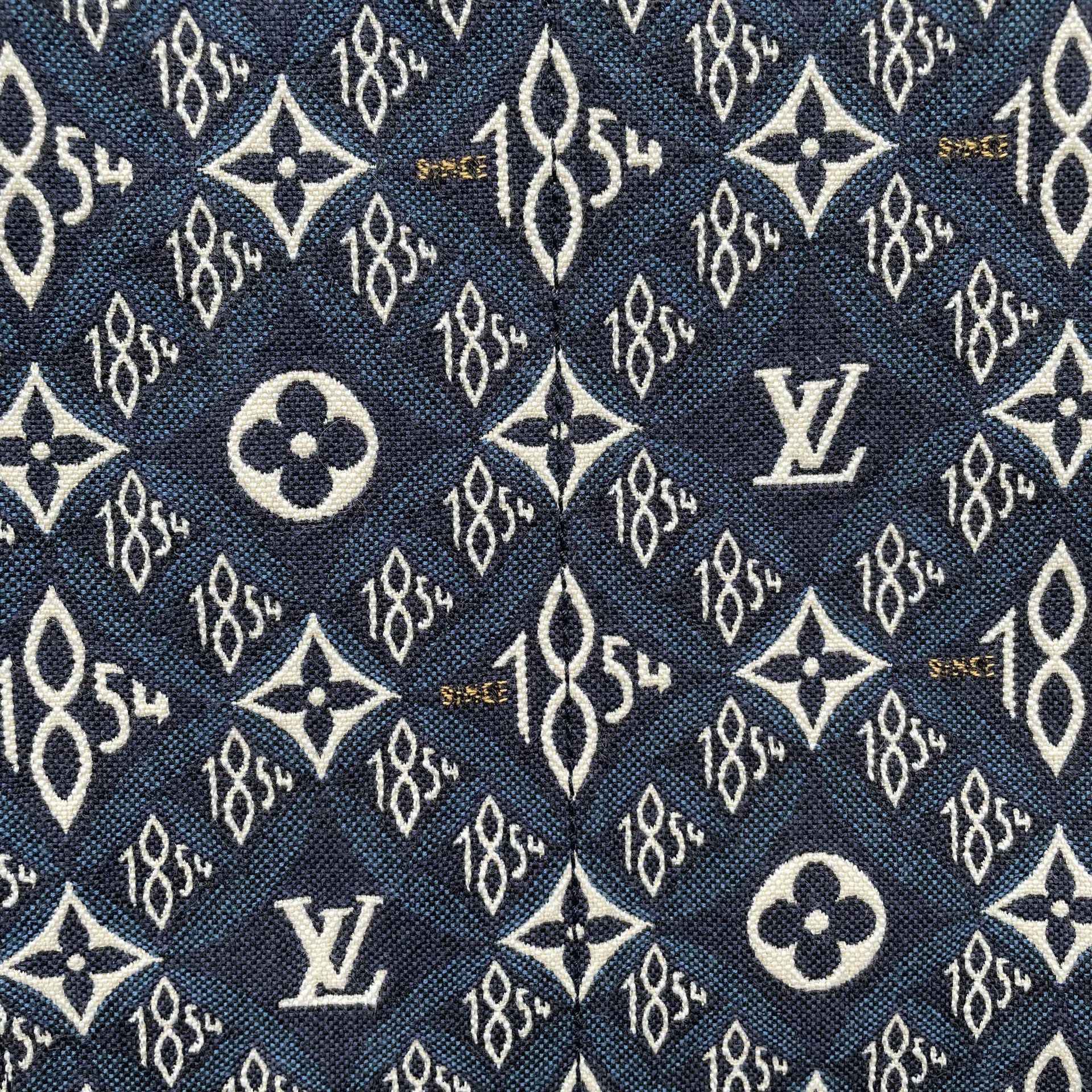 Louis Vuitton LOUIS VUITTON women's blue logo zipper pocket pants 34 Size 25" / US 0 / IT 36 - 4 Thumbnail