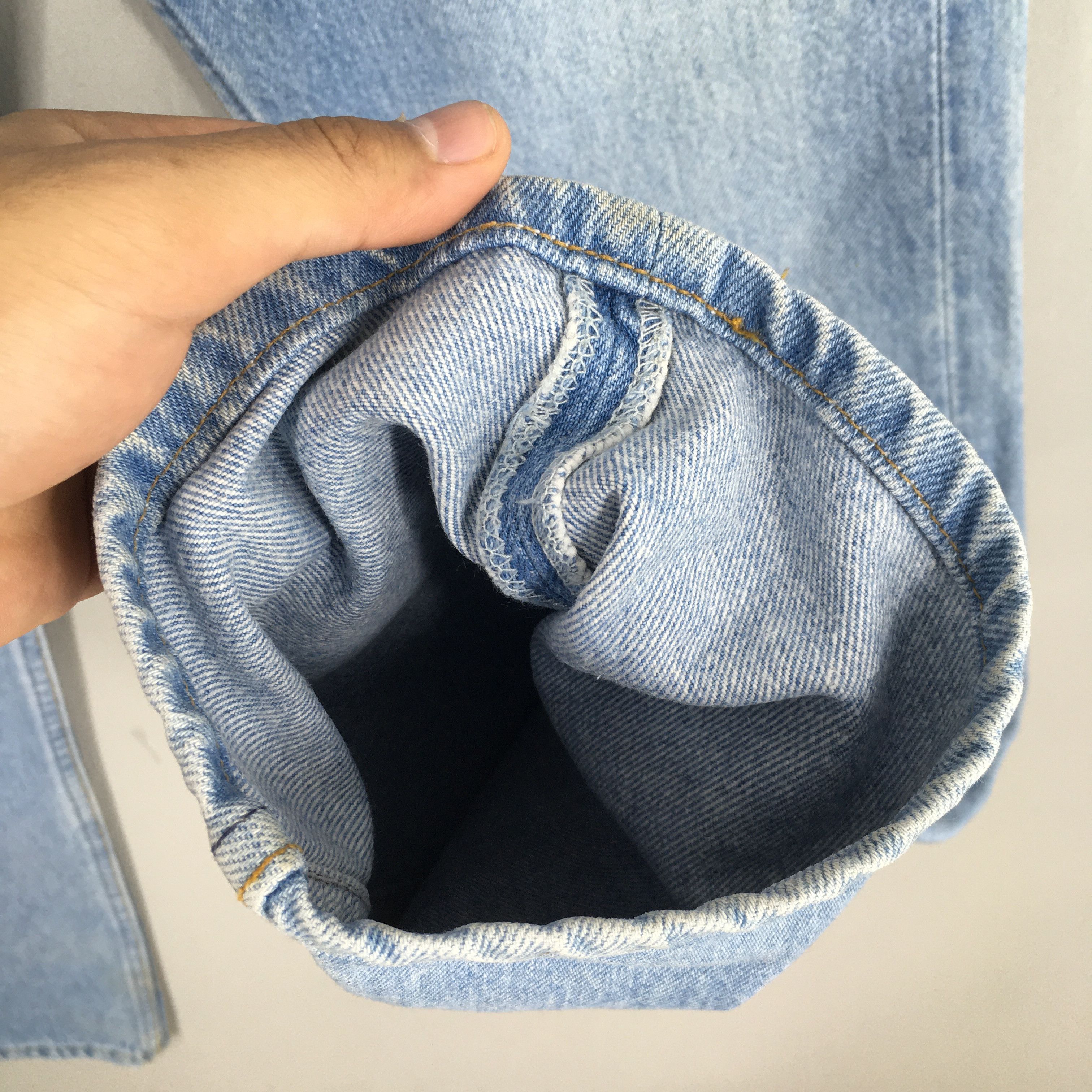 Levi's Size 27x31.5 Vintage 90s Levi's 501 Faded Blue Jeans S299 Size 27" / US 4 / IT 40 - 5 Thumbnail