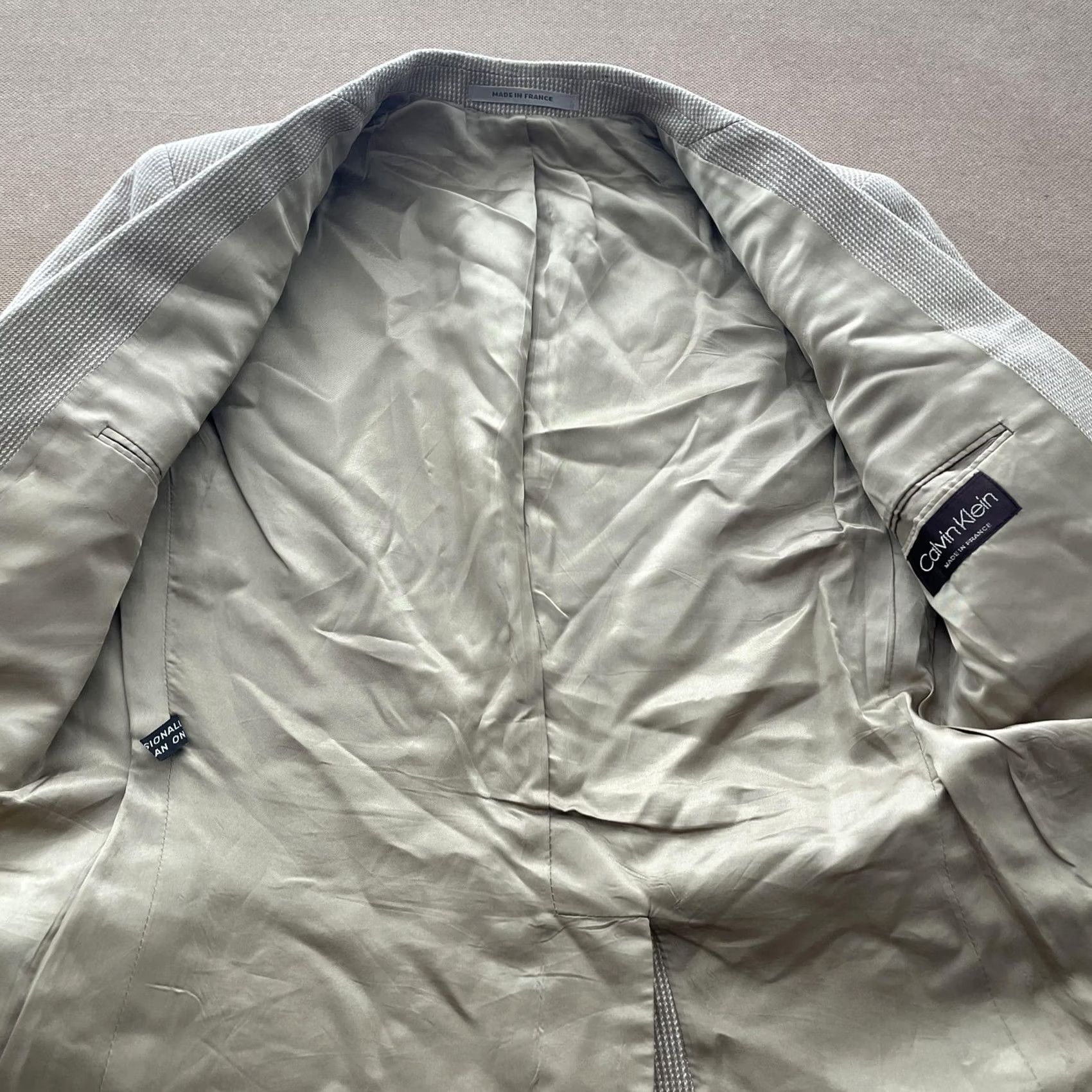 Calvin Klein Calvin Klein Blazer Mens Small Beige White 2 Button Sport Coat Classic Wool Tweed Notch Lapel Regular Fit/Gently Worn Size 36R - 7 Thumbnail