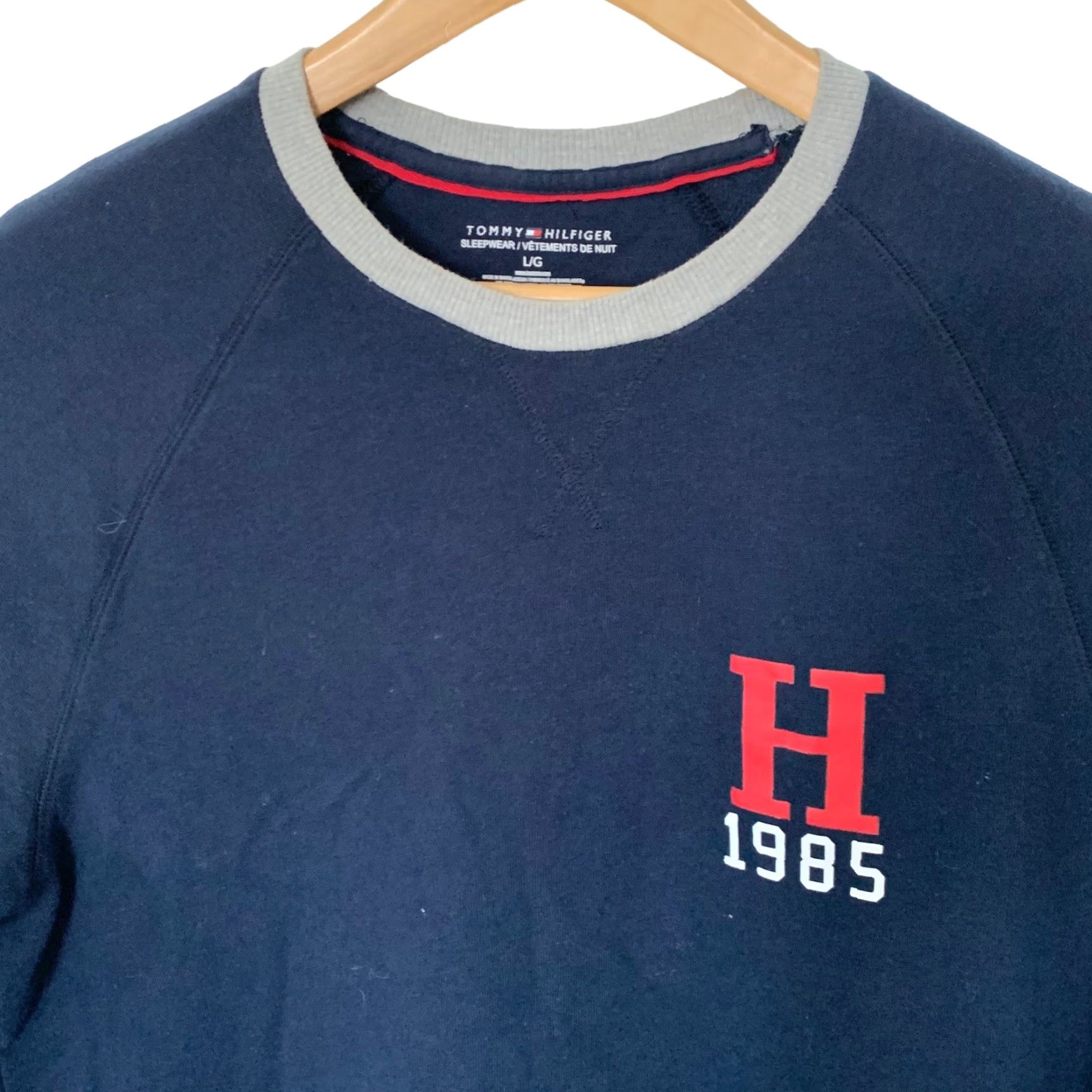 Tommy Hilfiger Tommy Hilfiger Sweatshirt Mens Large Blue Crew Neck Knit Pullover Size US L / EU 52-54 / 3 - 2 Thumbnail
