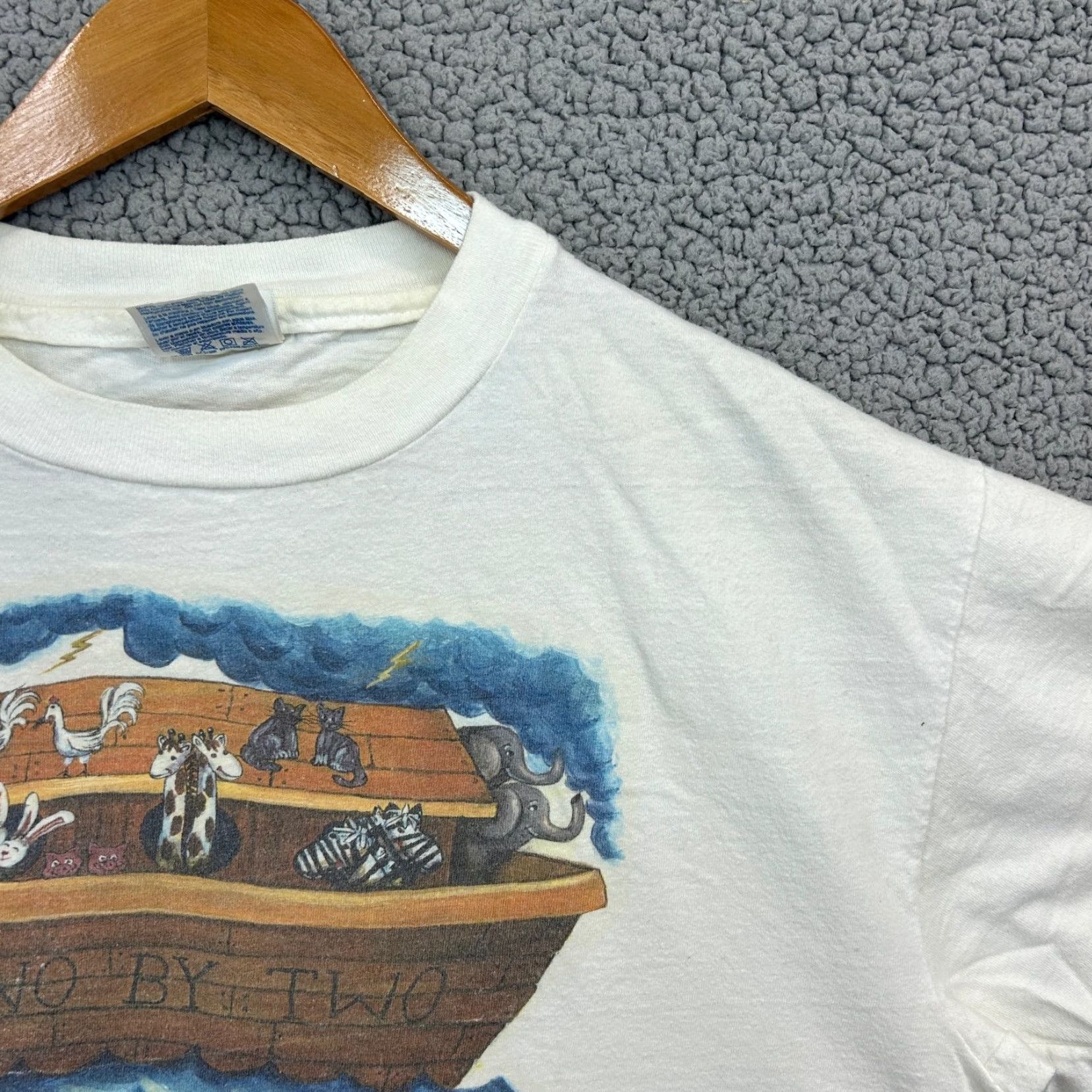 Hanes VINTAGE Hanes Men's White L Noah's Ark Graphic T-Shirt 100% Cotton 90s Ark Crew Neck Short Sleeve Tee Shirt Mens Size US L / EU 52-54 / 3 - 2 Thumbnail