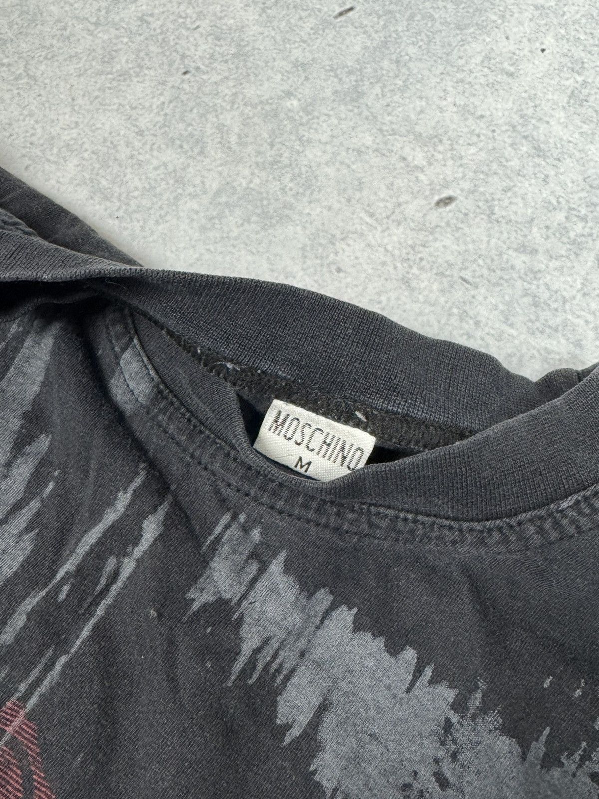 Moschino Vintage Moschino Over All Y2K Tee Shirt Avant Garde Size US M / EU 48-50 / 2 - 6 Thumbnail