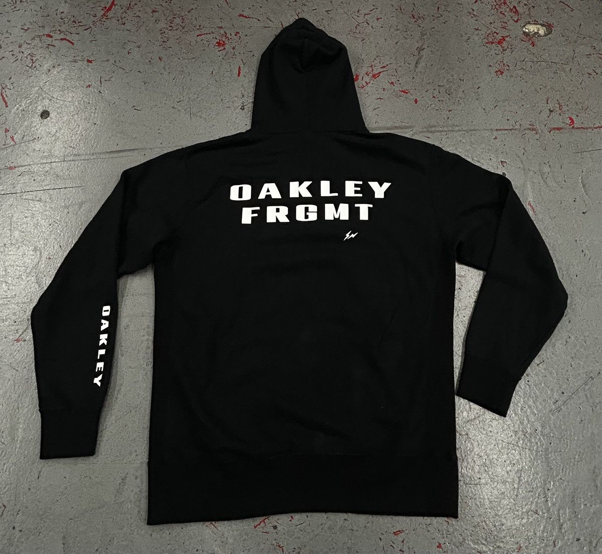Fragment Design Oakley x Fragment Pullover Black Hoodie Size XL Size US XL / EU 56 / 4 - 3 Thumbnail